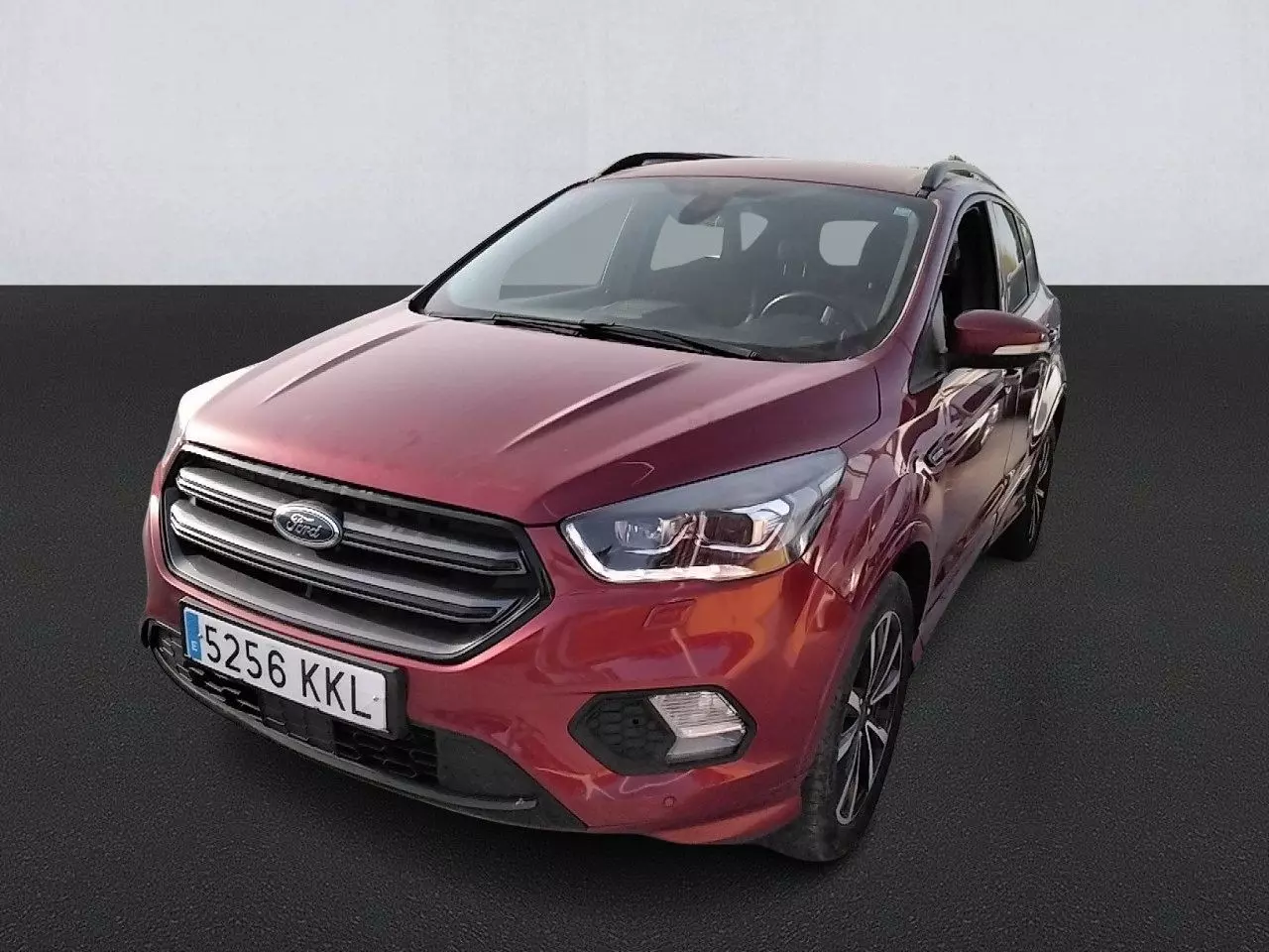 ford-kuga-2-0-tdci-110kw-4x2-a-s-s-st-line-0000464584.webp