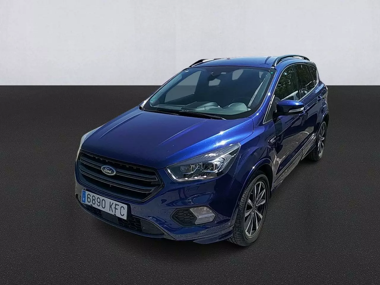 ford-kuga-2-0-tdci-110kw-4x2-a-s-s-st-line-0000466677.webp