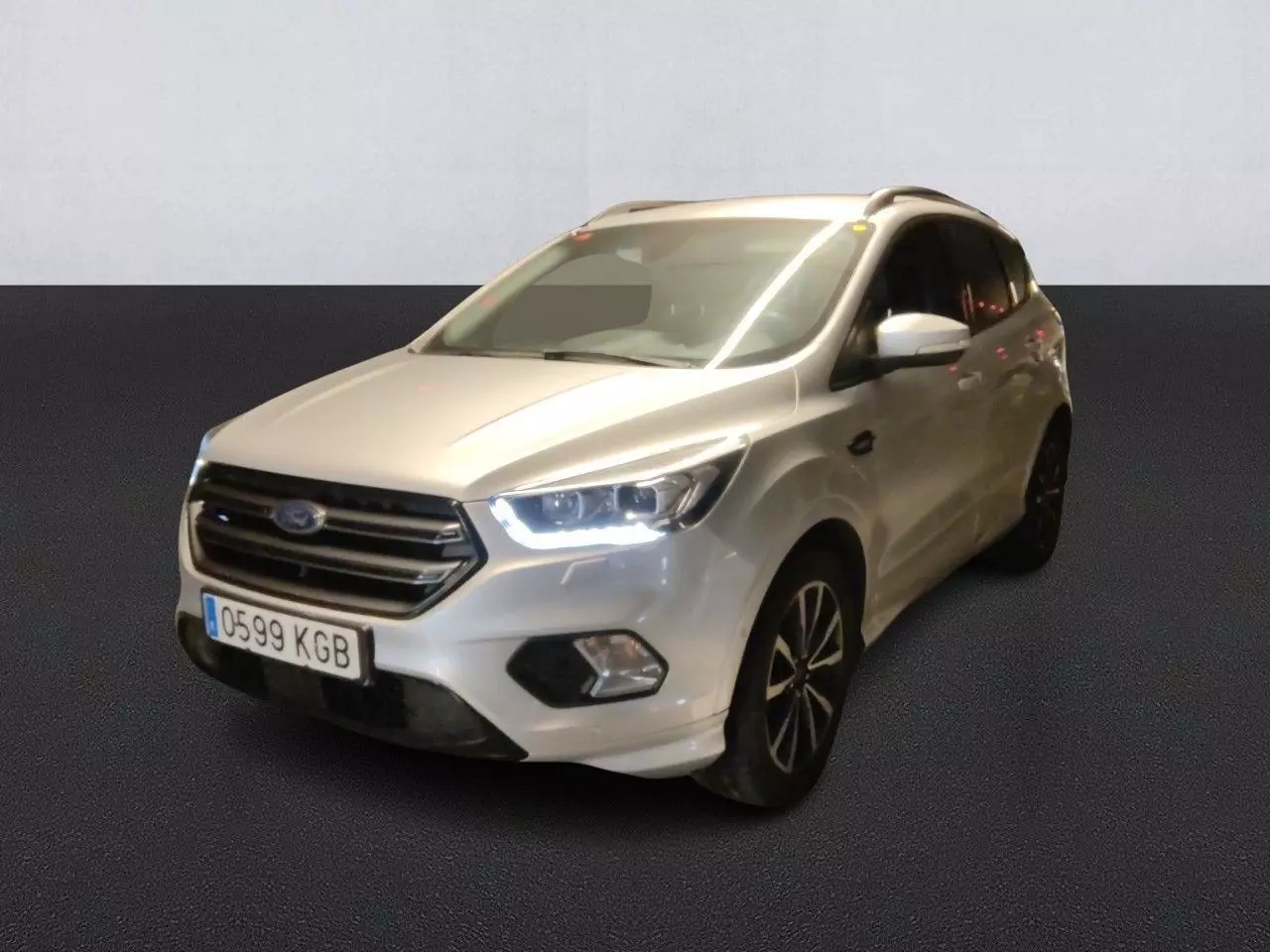 ford-kuga-2-0-tdci-110kw-4x2-a-s-s-st-line-0000467194.webp
