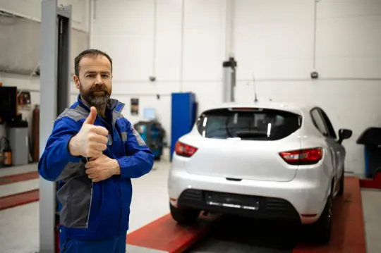 Mecánico de coche en Dursan