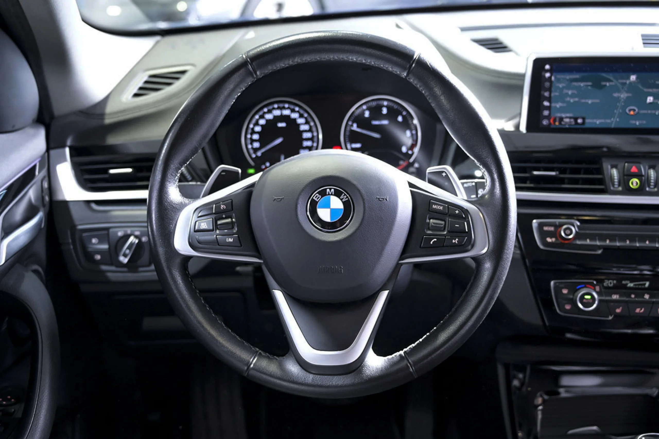 BMW X1 xDrive20dA - Foto 26