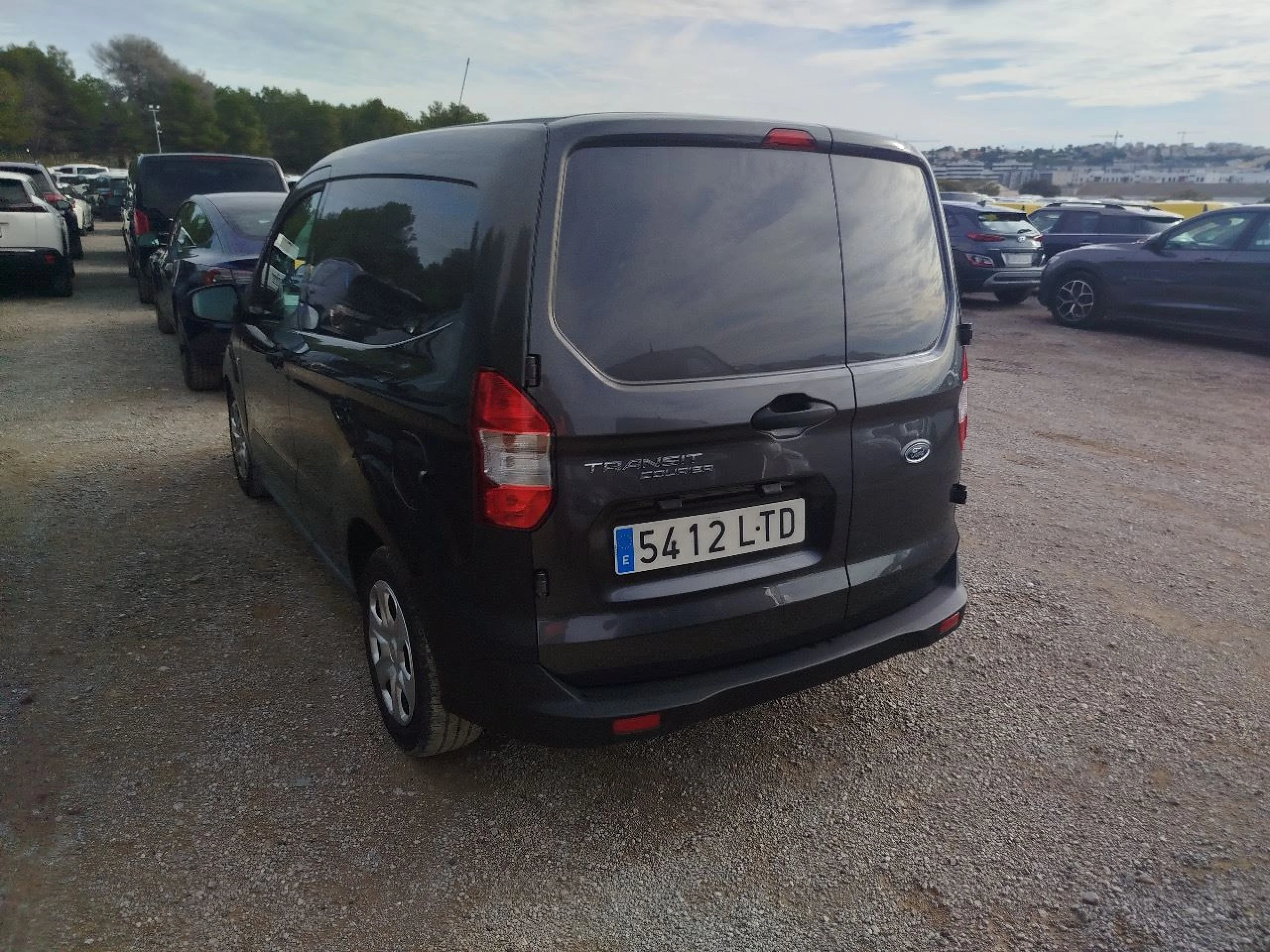 Ford Transit Courier Van 1.5 TDCi 71kW Trend - Foto 6