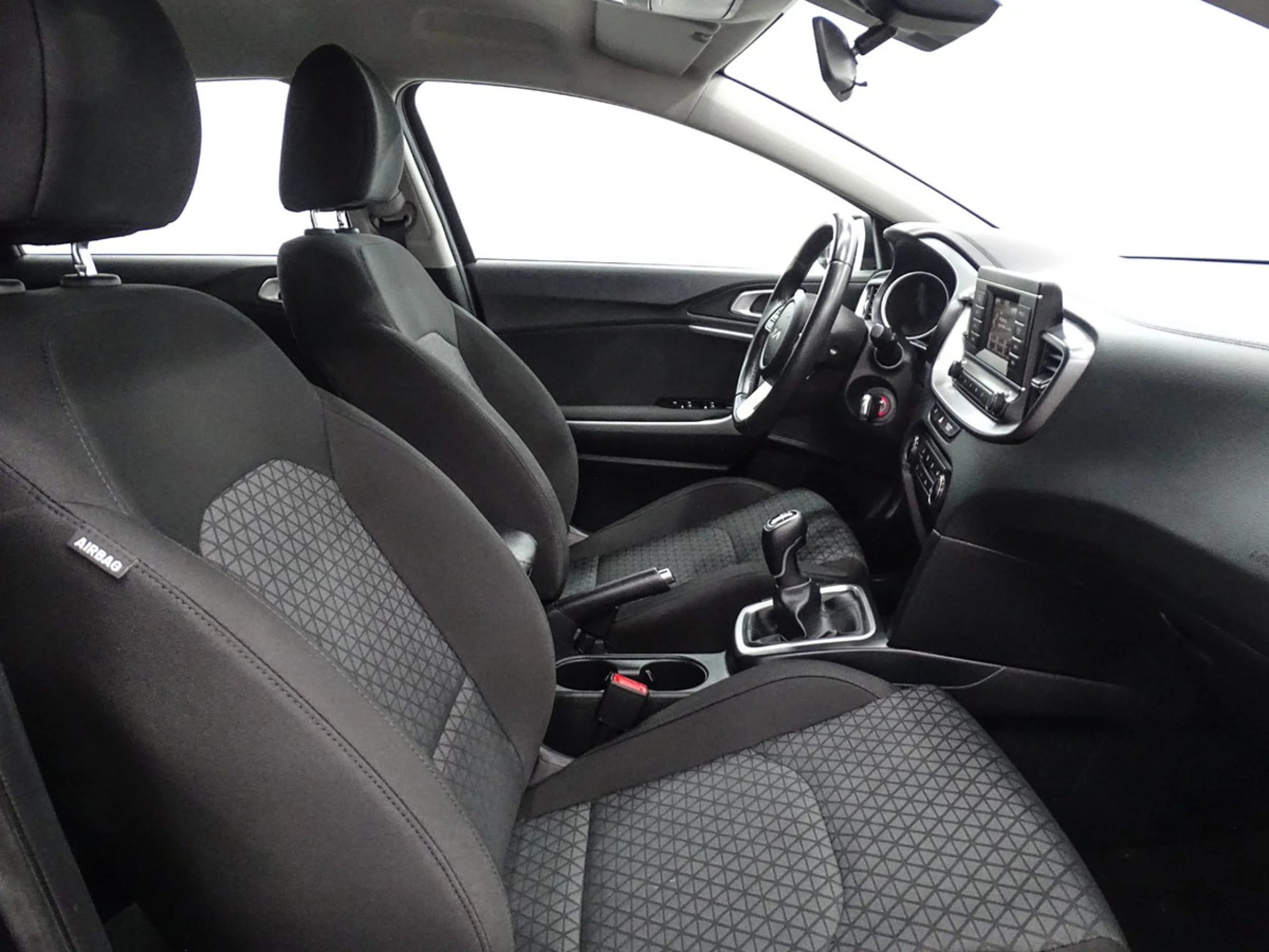 Kia Ceed cee d 1.0 TGDi 88kW 120CV Concept - Foto 22