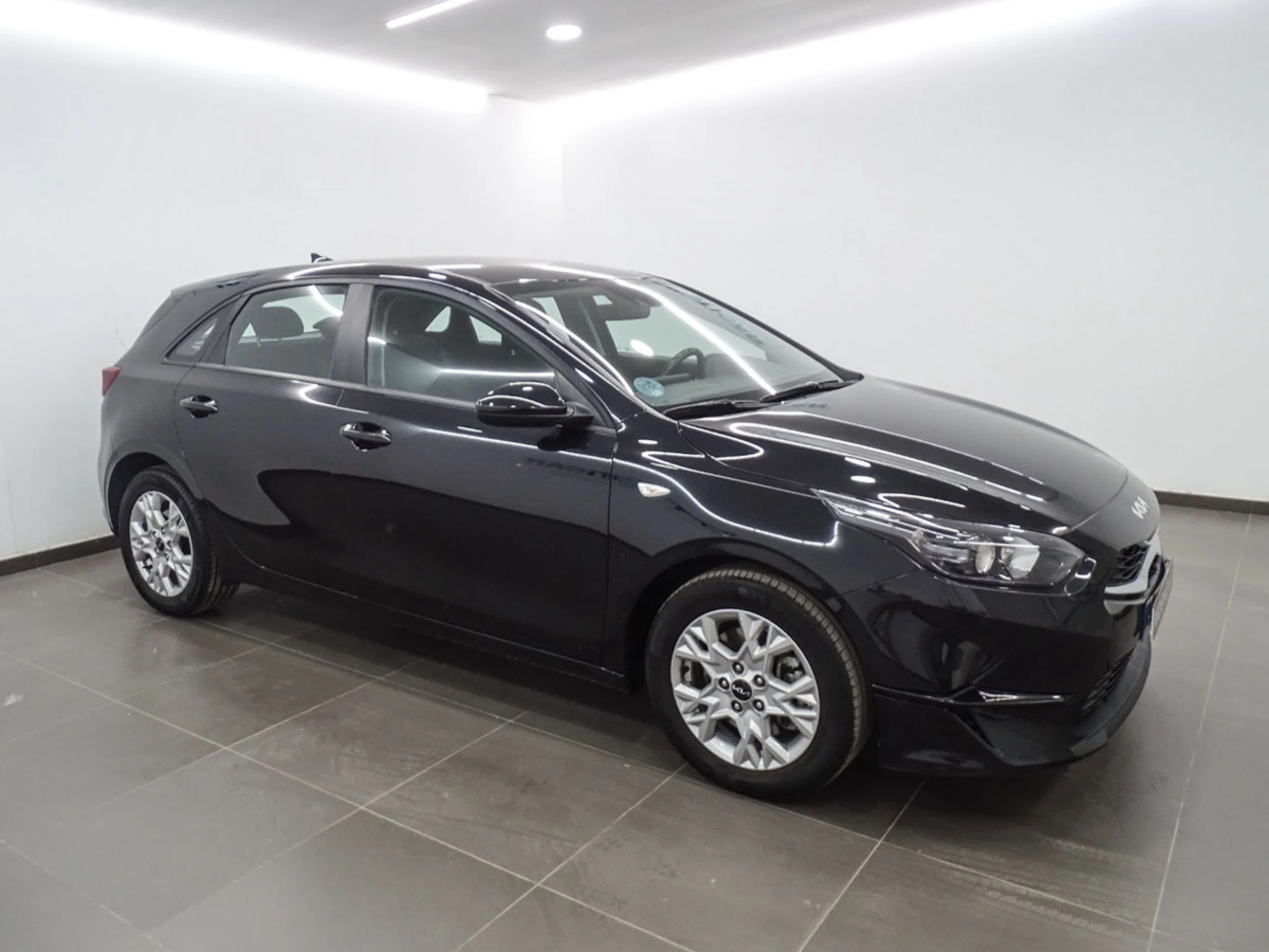 Kia Ceed cee d 1.0 TGDi 88kW 120CV Concept - Foto 25