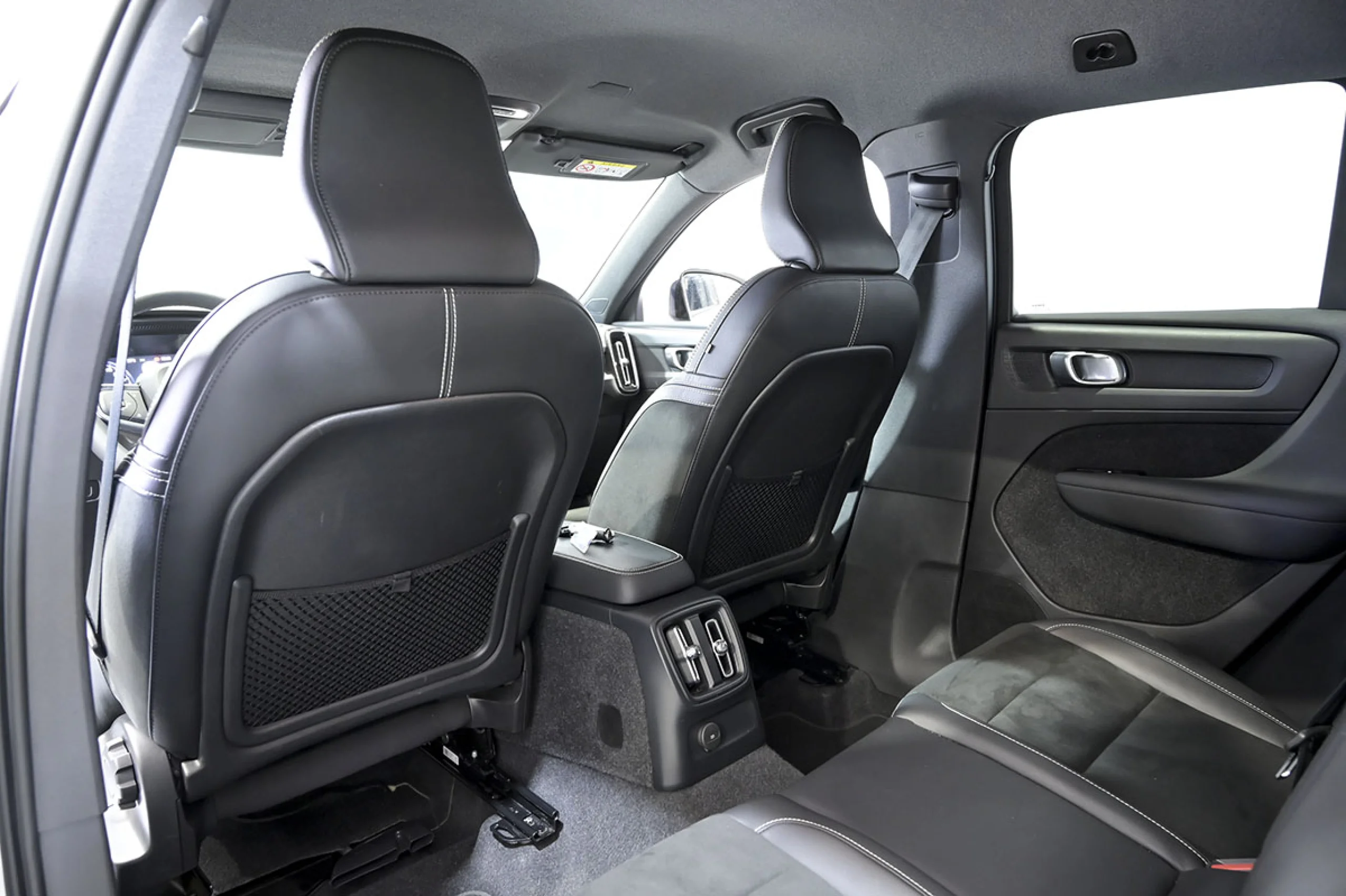 Volvo XC 40 XC40 1.5 T5 Twin Recharge RDesign Auto - Foto 18