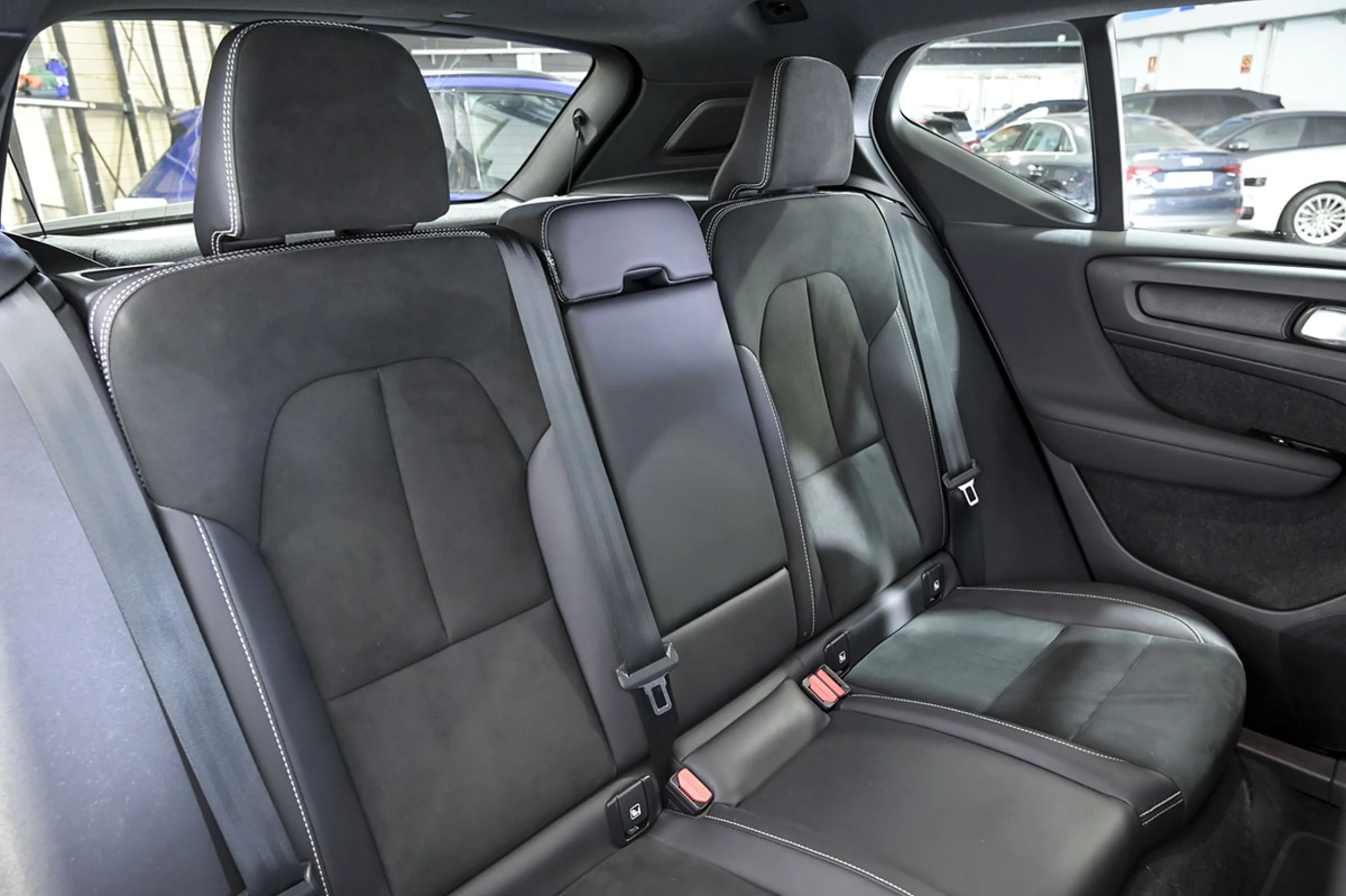 Volvo XC 40 XC40 1.5 T5 Twin Recharge RDesign Auto - Foto 19