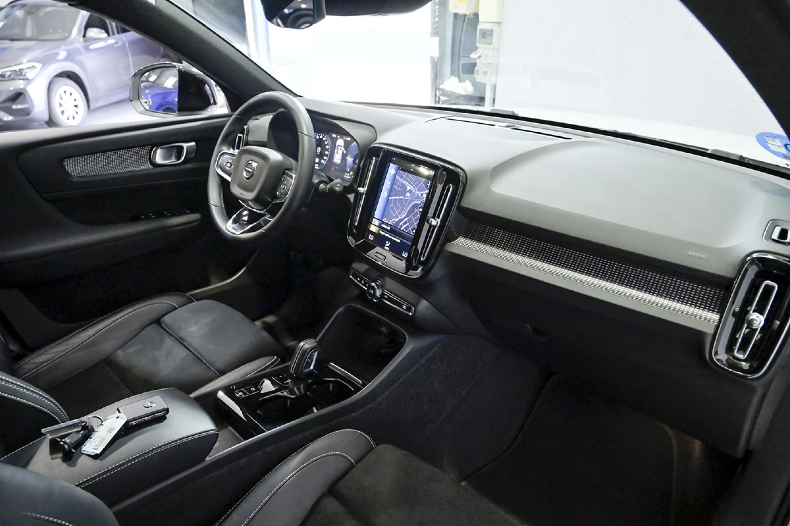 Volvo XC 40 XC40 1.5 T5 Twin Recharge RDesign Auto - Foto 32