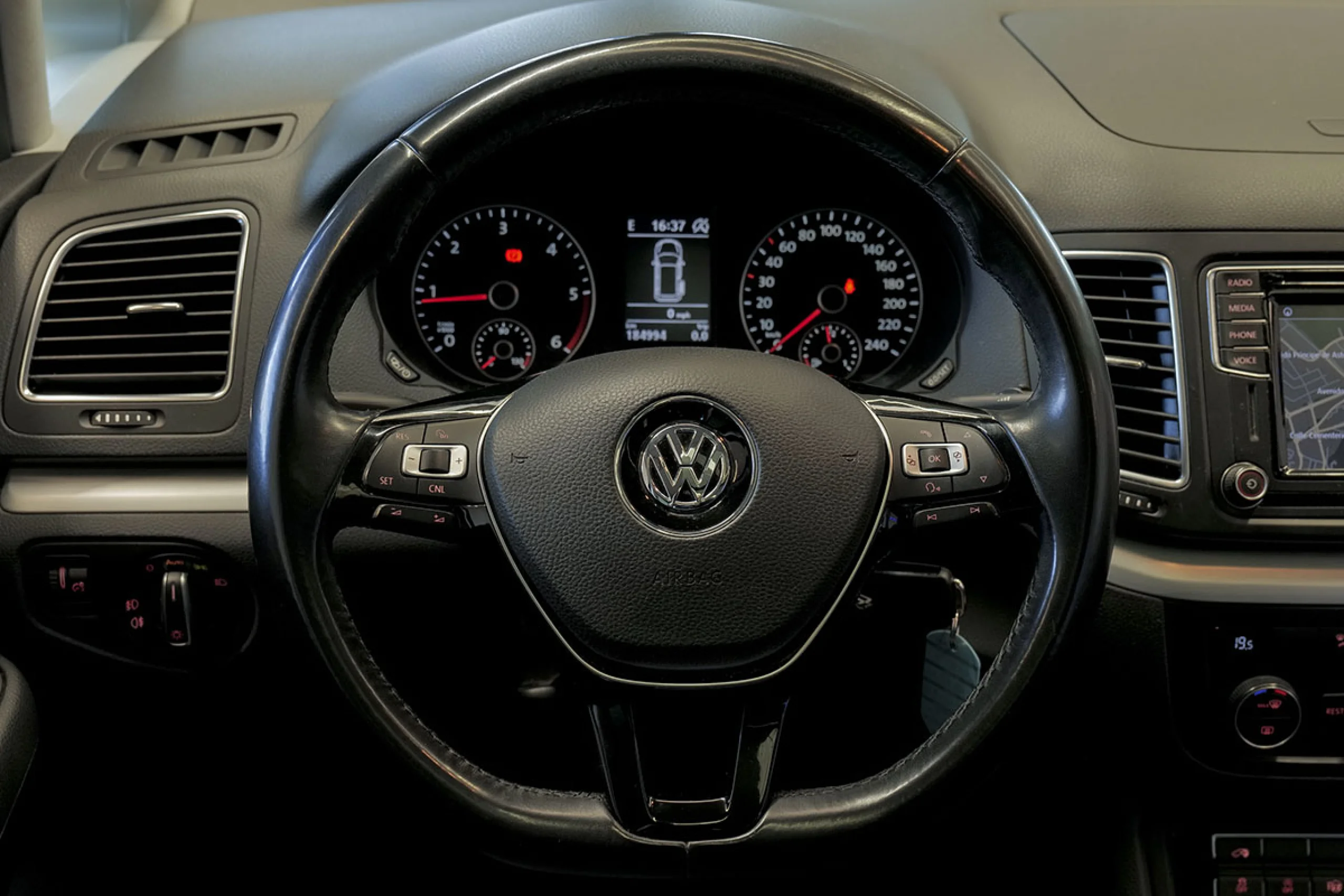 Volkswagen Sharan Advance 2.0 TDI 110kW 150CV - Foto 23