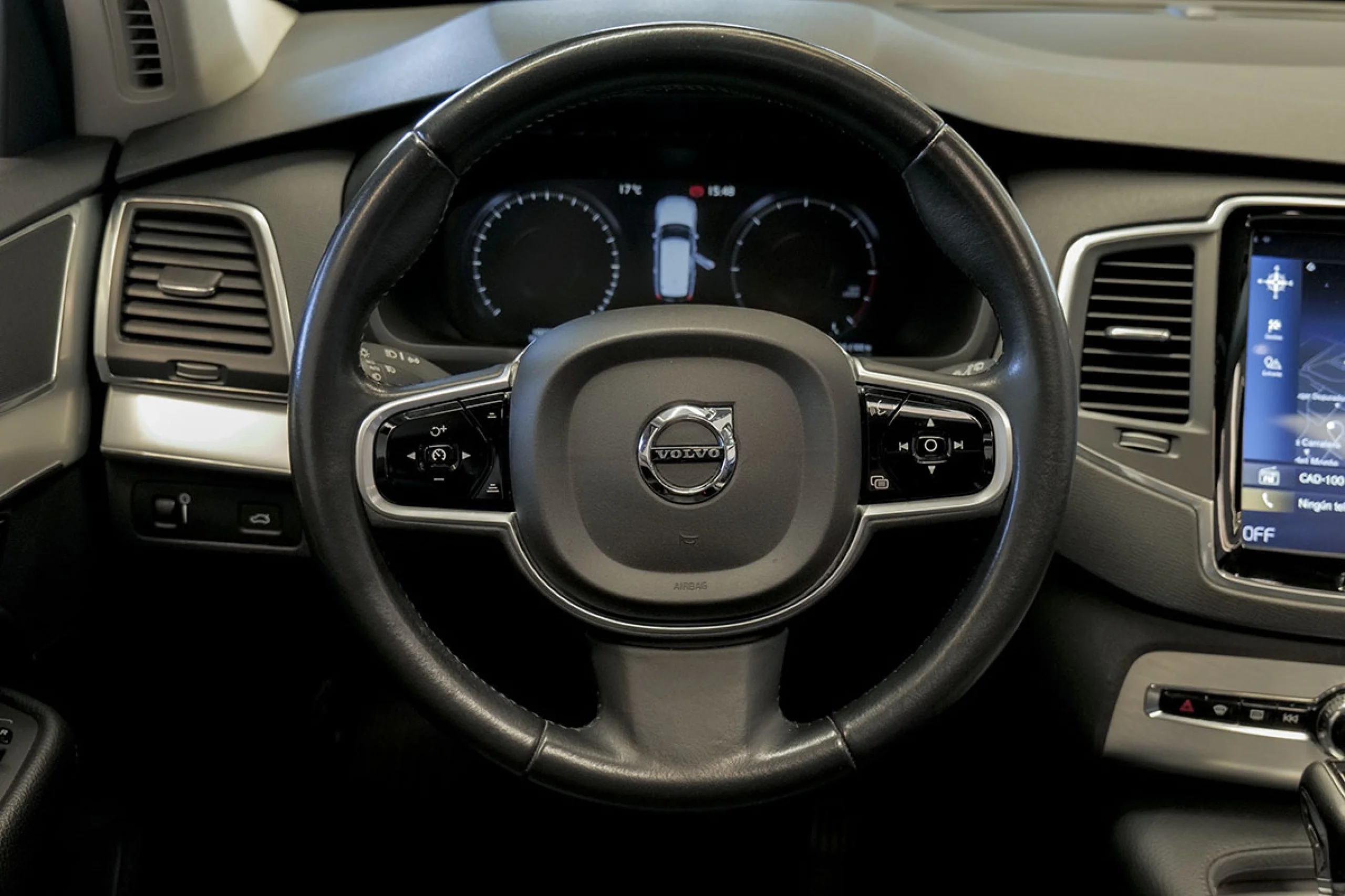 Volvo XC 90 XC90 2.0 D5 AWD Momentum Pro Auto - Foto 23