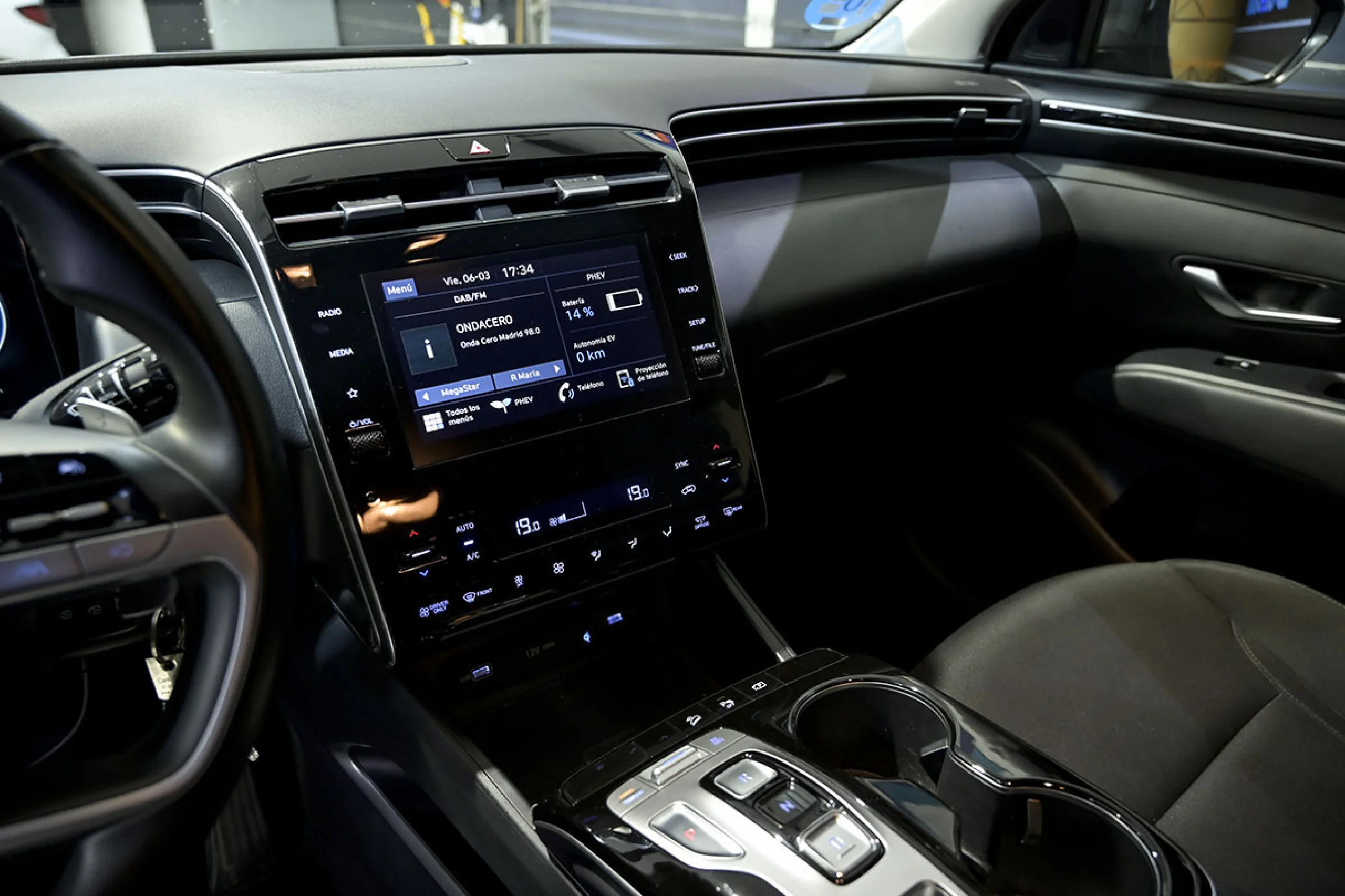 Hyundai Tucson 1.6 TGDI PHEV 195kW Maxx Auto 4X4 - Foto 29