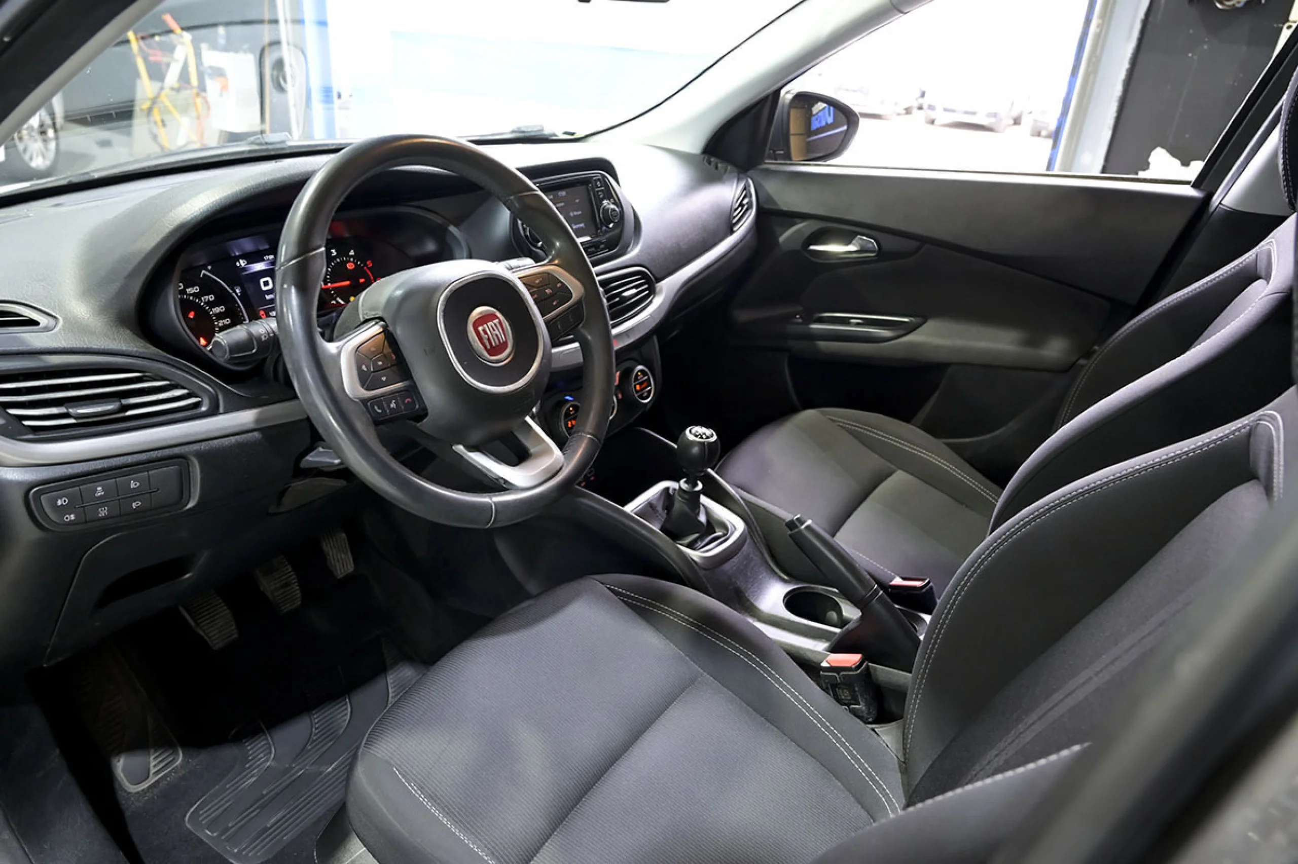 Fiat Tipo 1.6 Lounge Plus 88kW diesel Mjet II SW - Foto 6