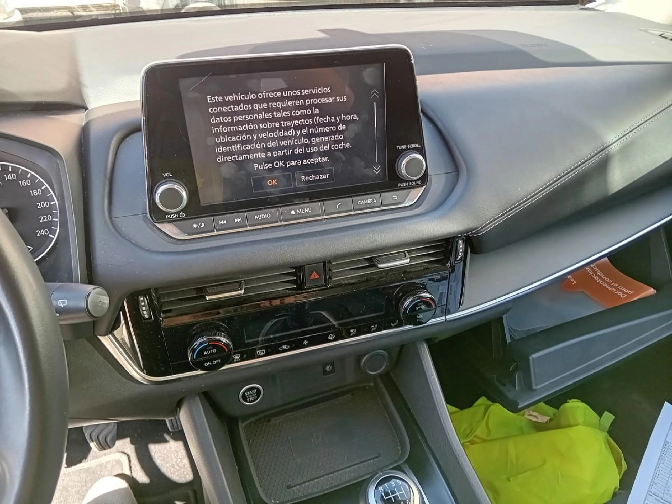 Nissan Qashqai DIG-T 103kW (140CV) mHEV 4x2 Acenta - Foto 8