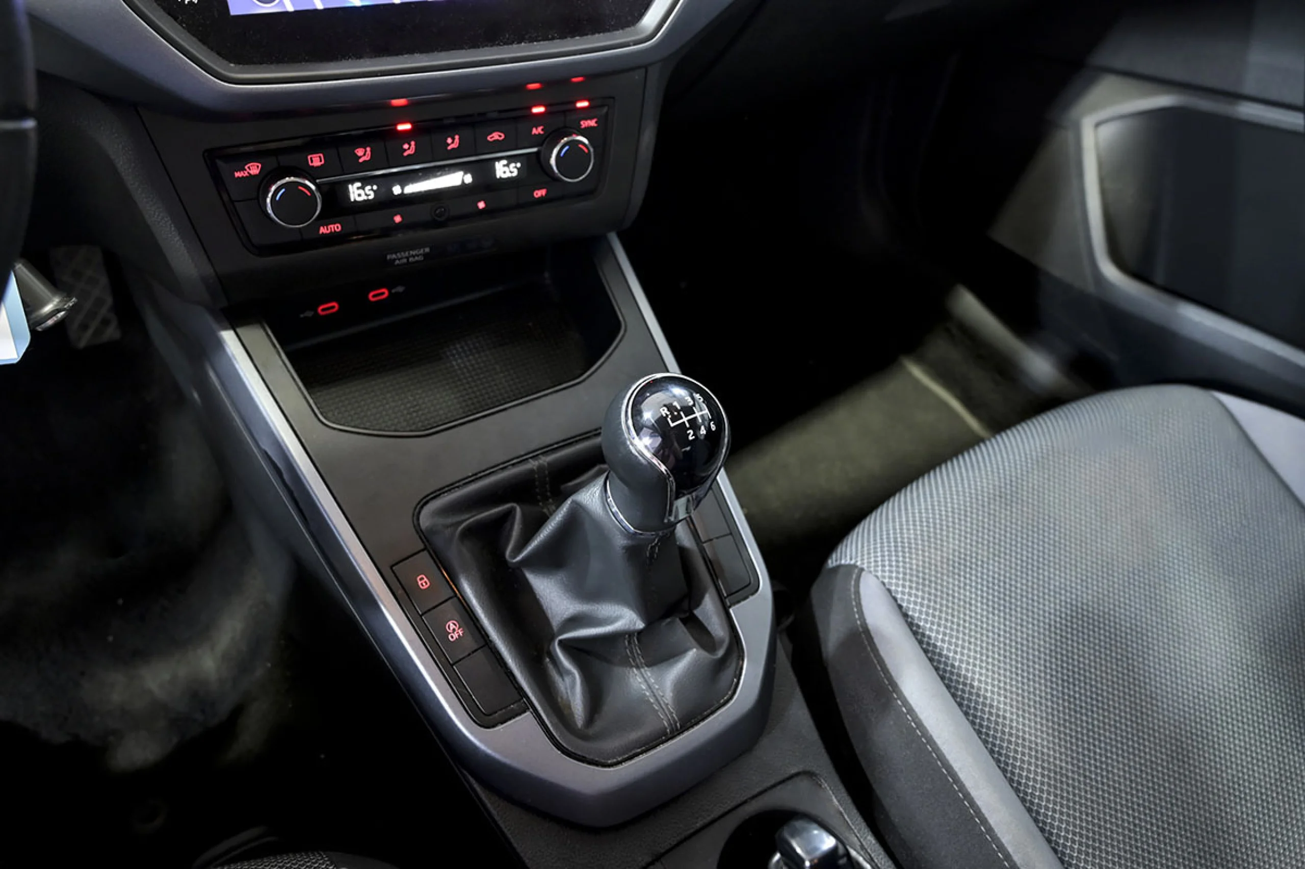 Seat Arona 1.0 TSI 81kW 110CV Style - Foto 35