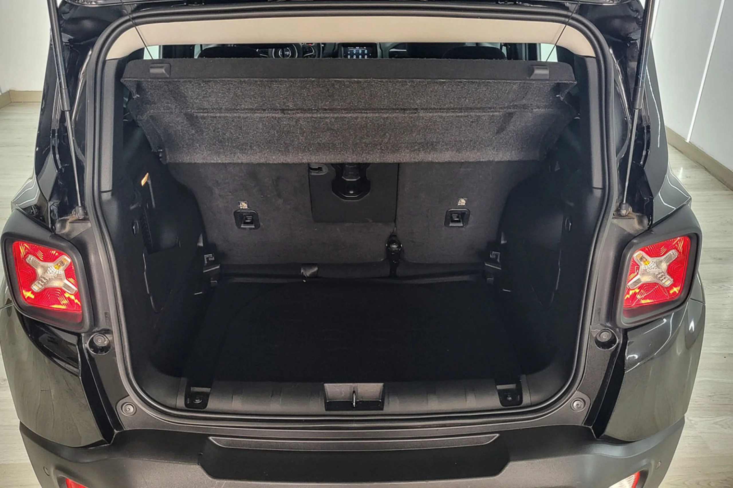 Jeep Renegade Limited 1.0G 88kW 120CV 4x2 - Foto 11