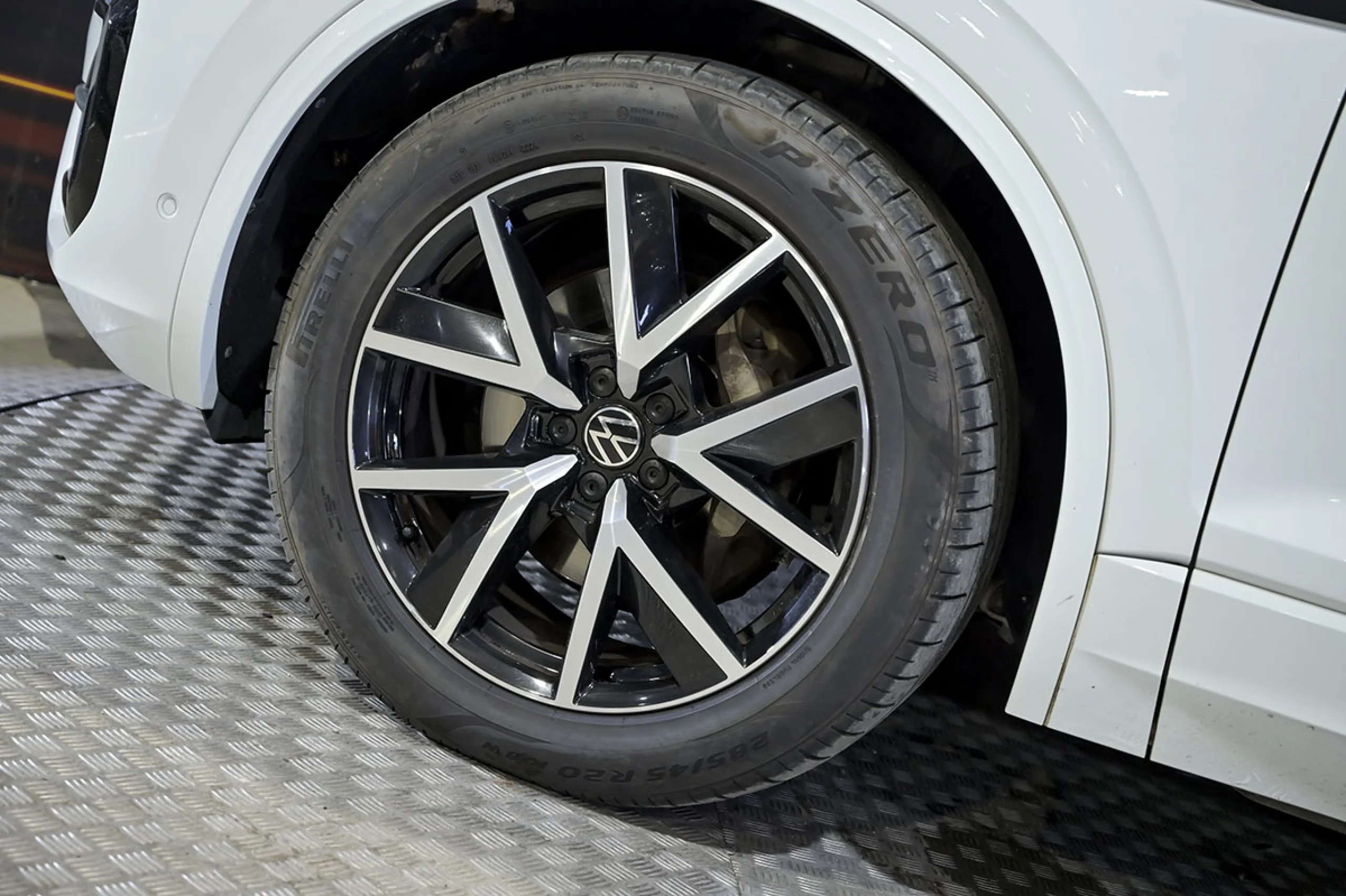 Volkswagen Touareg Prem Eleg 3.0 V6 TDI 210kW Tip 4M - Foto 13