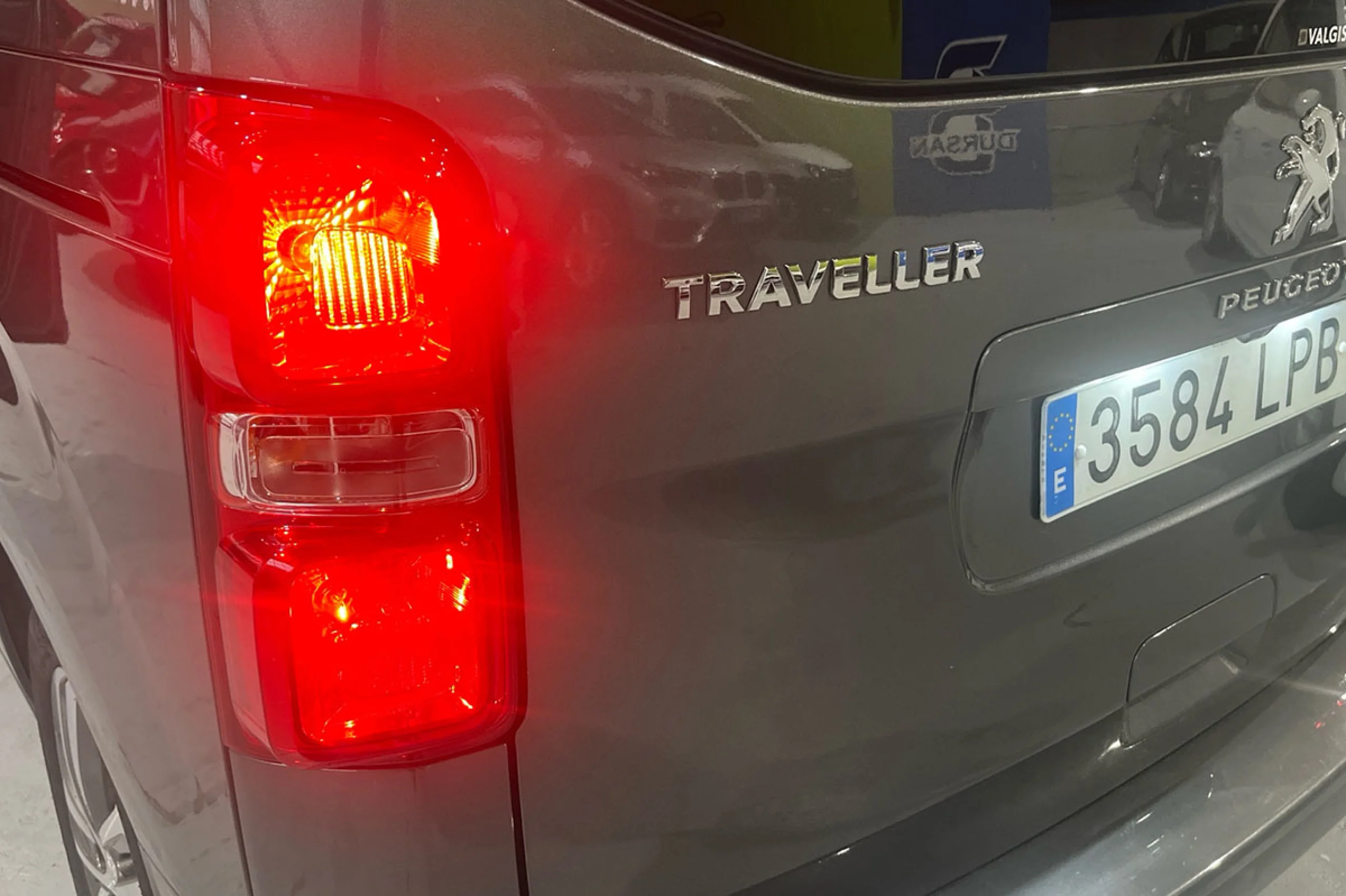 Peugeot Traveller Active BlueHDi 145 SS 6V MAN Standard - Foto 22