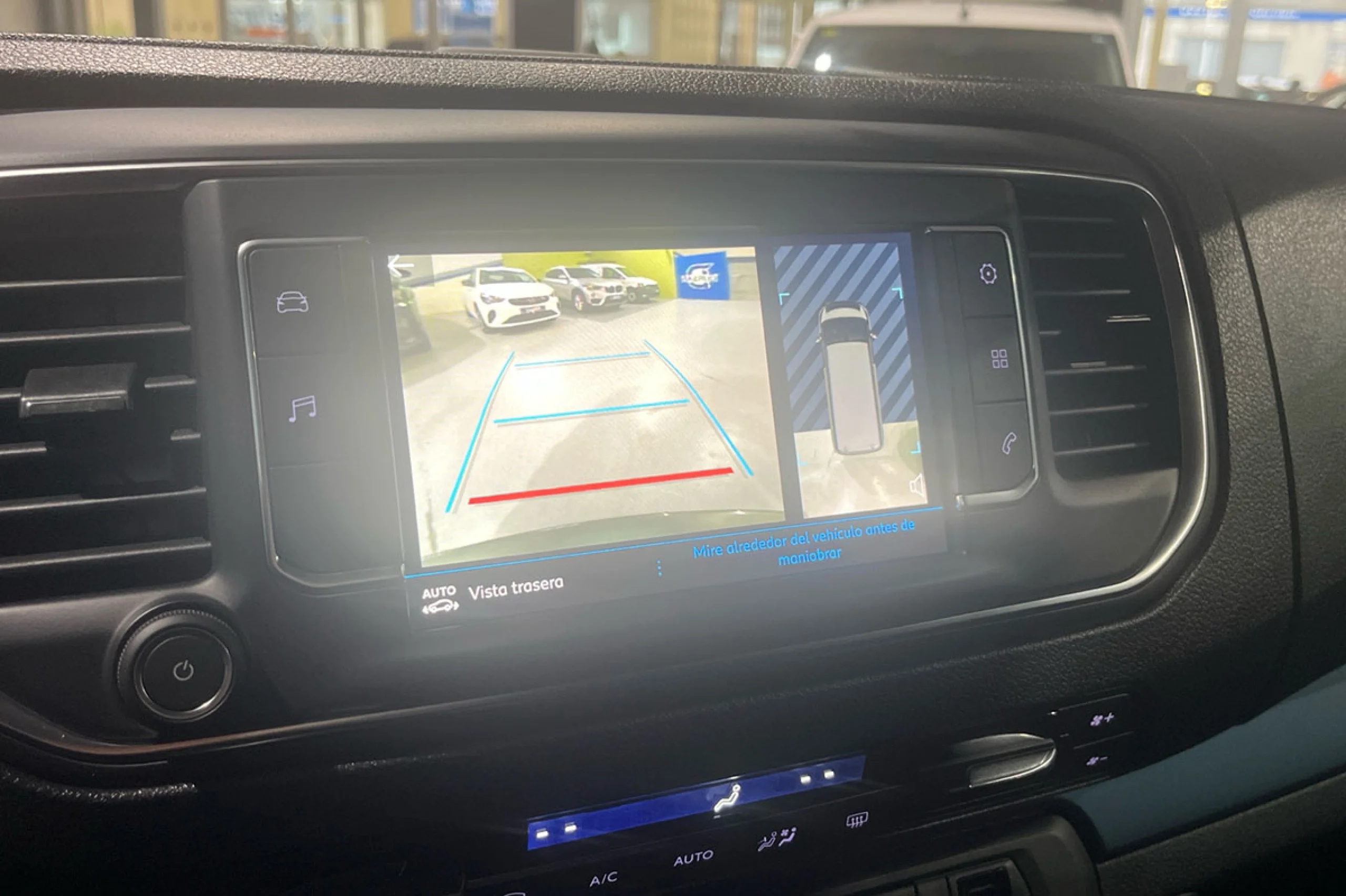 Peugeot Traveller Active BlueHDi 145 SS 6V MAN Standard - Foto 30