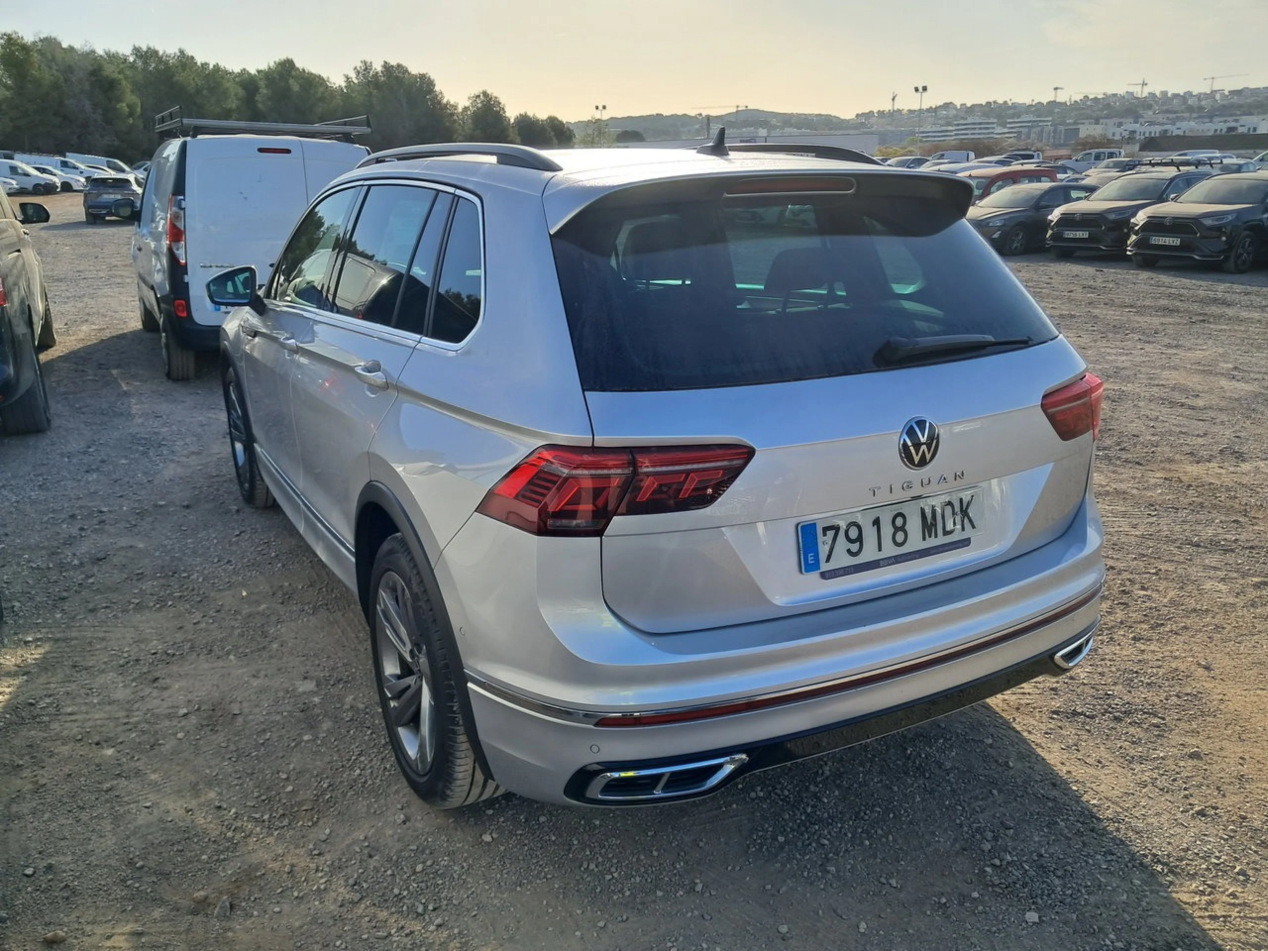 Volkswagen Tiguan R-Line 2.0 TDI 110kW (150CV) DSG - Foto 6