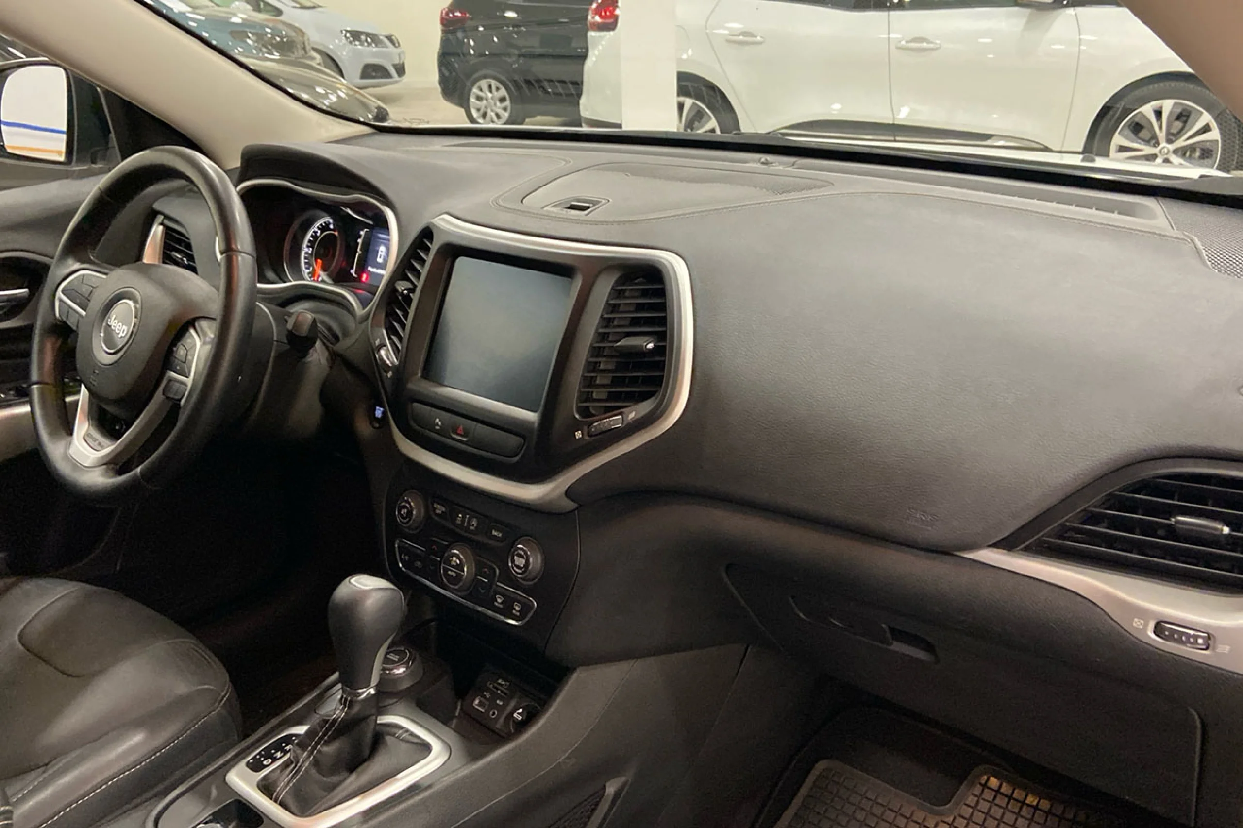 Jeep Cherokee 2.2CRD 136kW Night Eagle III Aut 4x4 AD1 - Foto 26