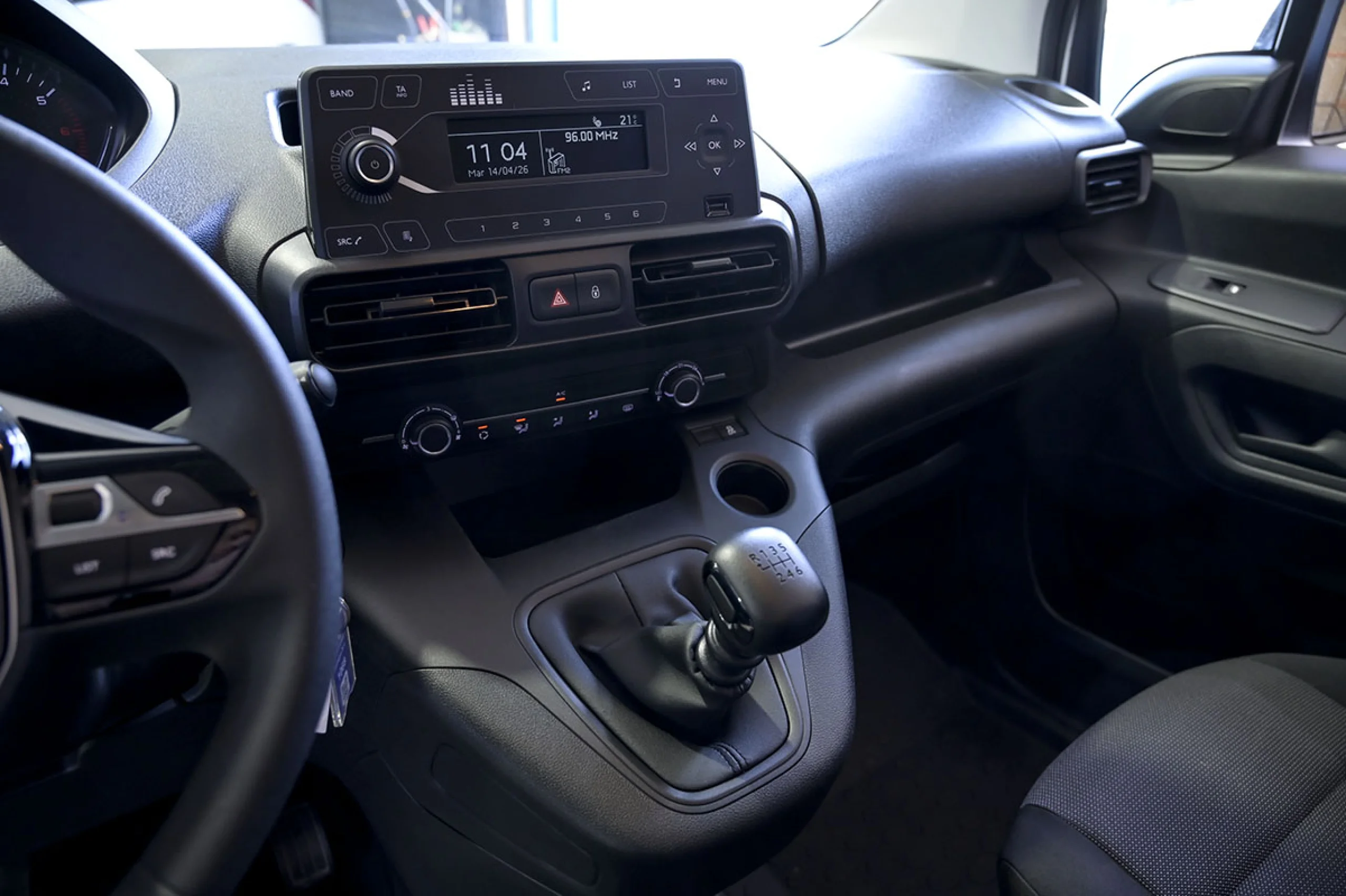 Peugeot Rifter Active Pack Business Std. BlueHDi 100 - Foto 26