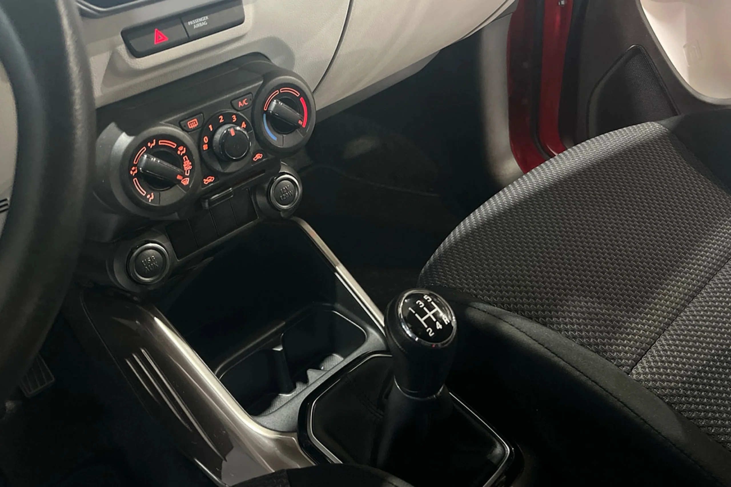 Suzuki Ignis 1.2 GLE - Foto 26