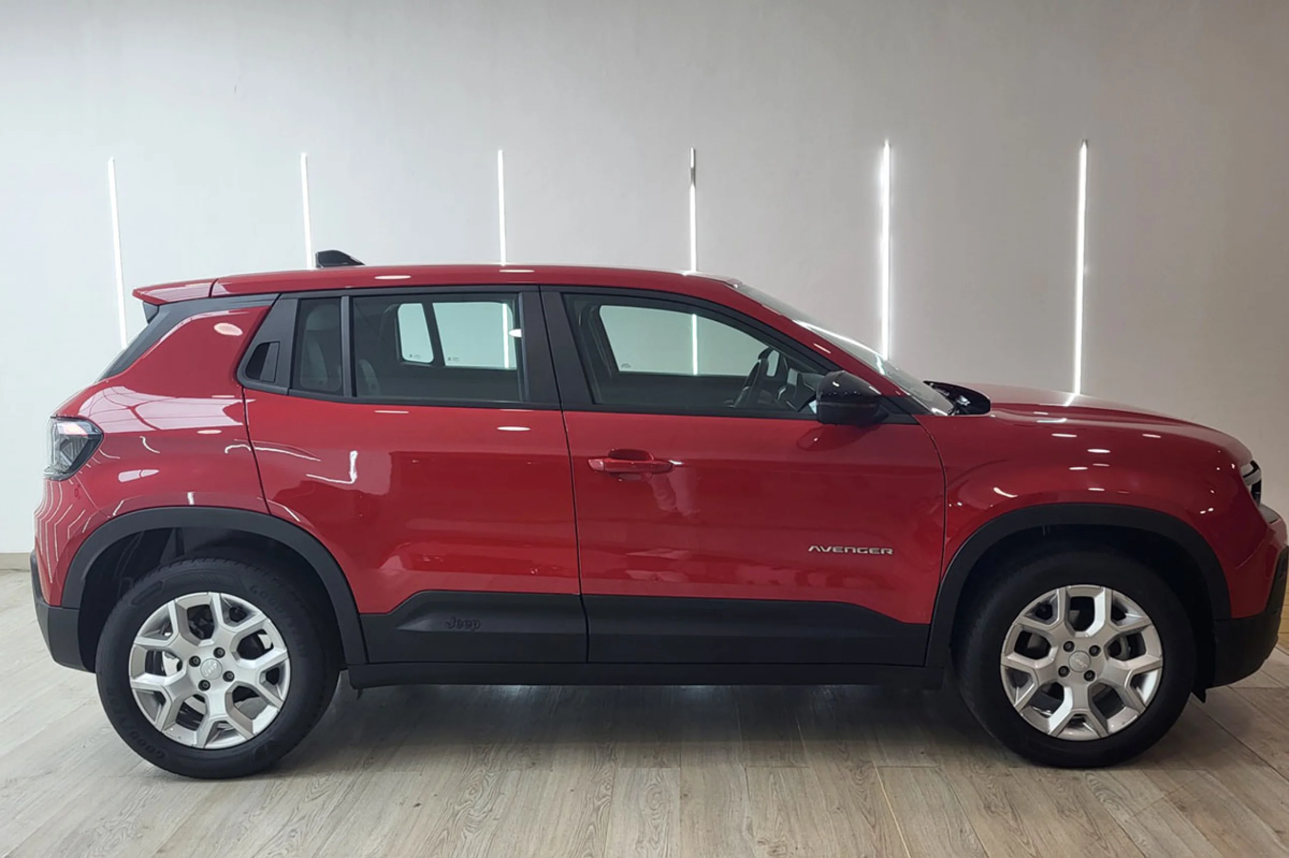 Jeep Avenger 1.2 G 74kW 100CV Altitude - Foto 17