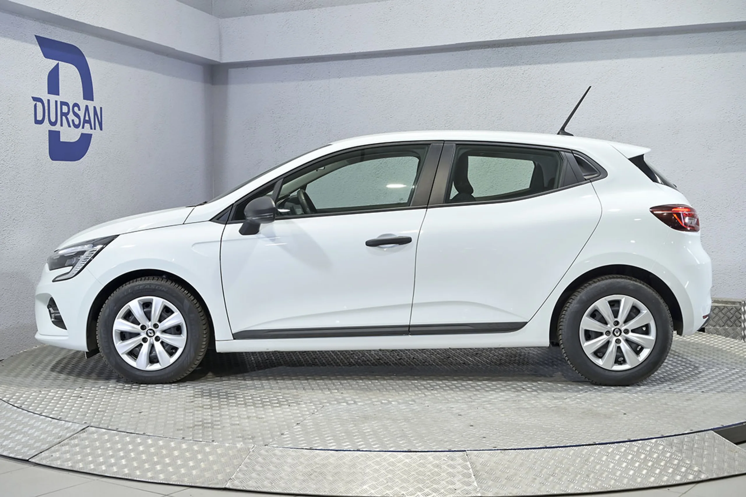 Renault Clio Business Blue dCi 63 kW 85CV - Foto 18