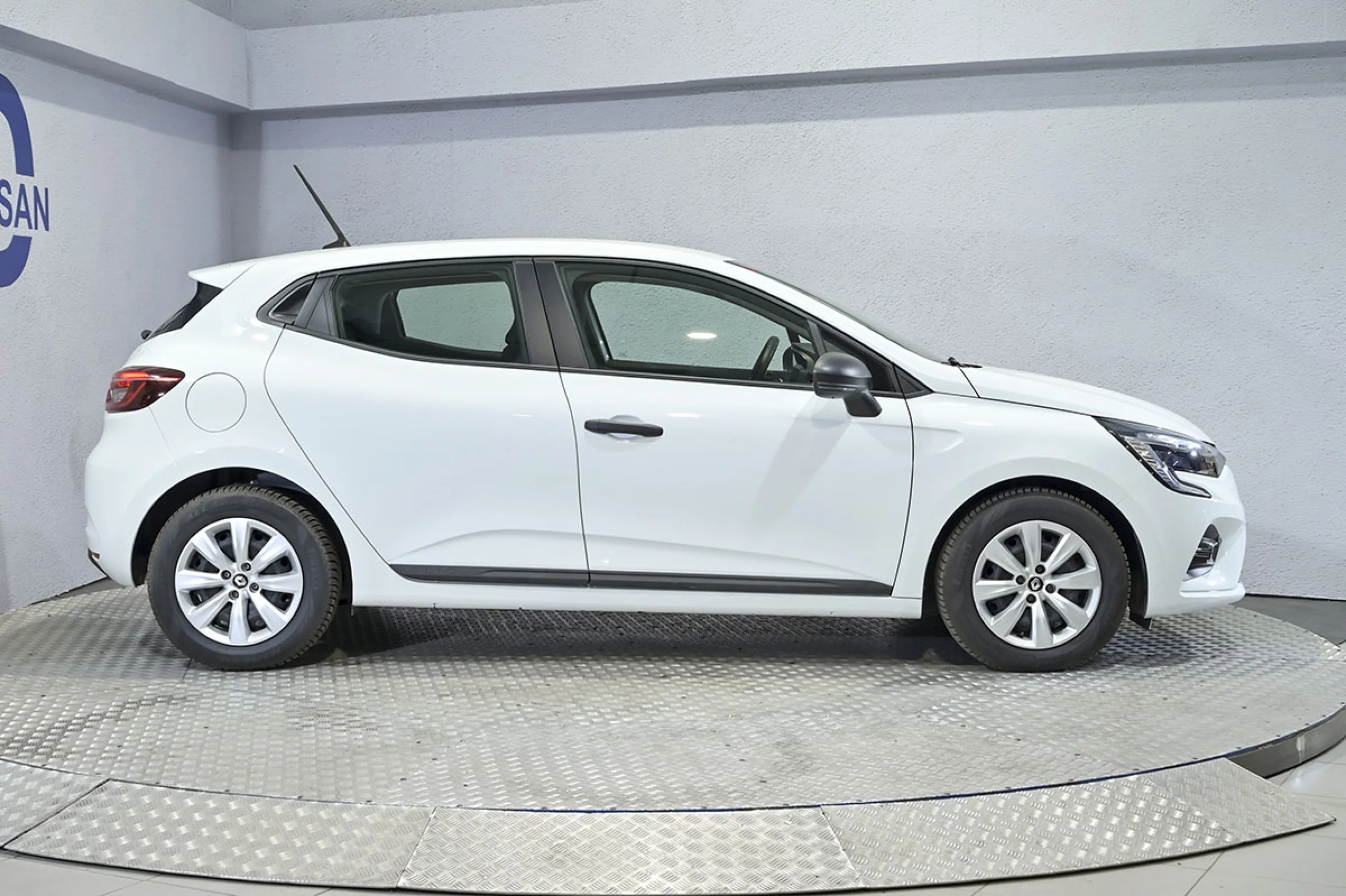 Renault Clio Business Blue dCi 63 kW 85CV - Foto 19