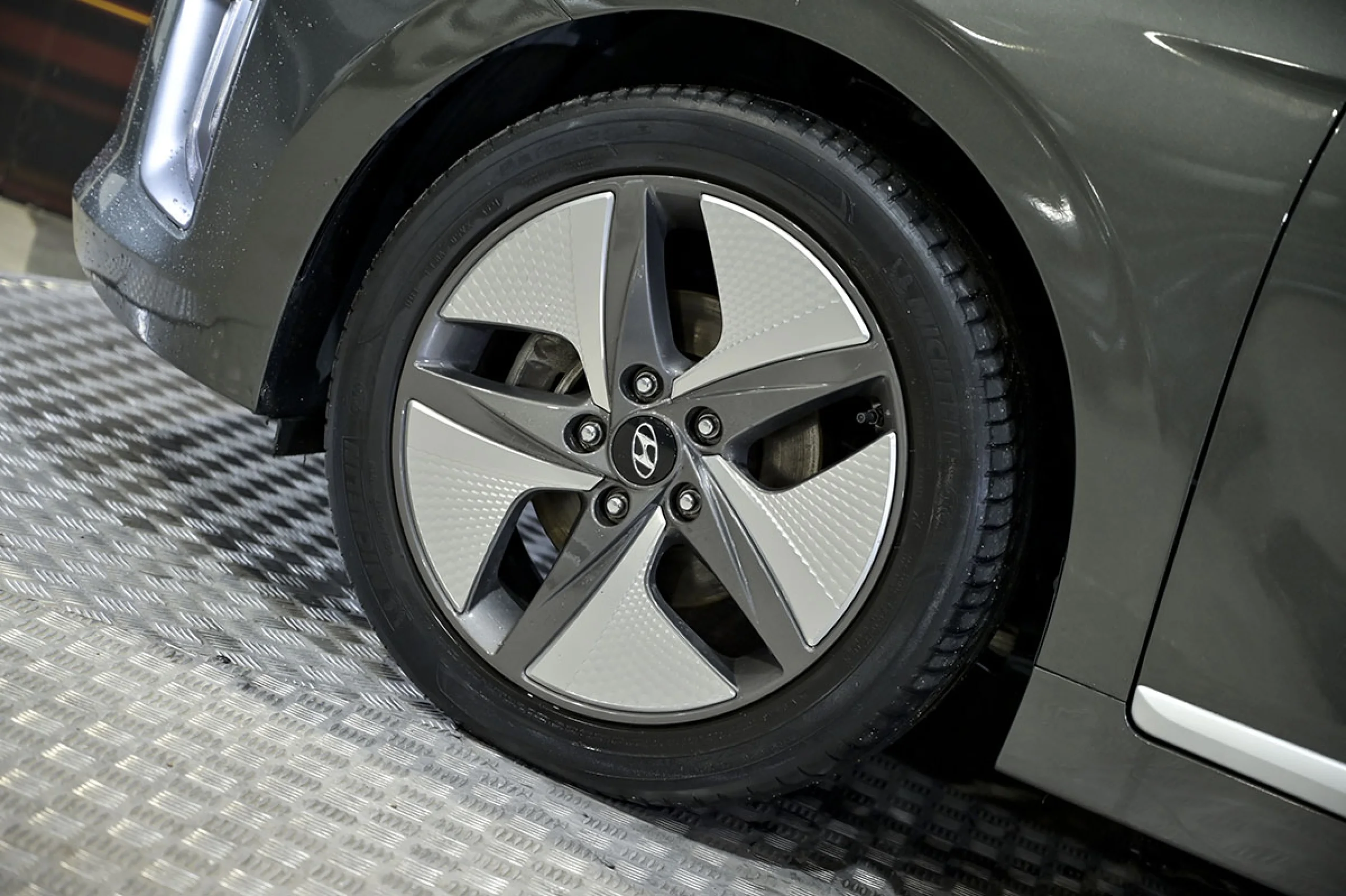 Hyundai Ioniq 1.6 GDI HEV Tecno DCT - Foto 14