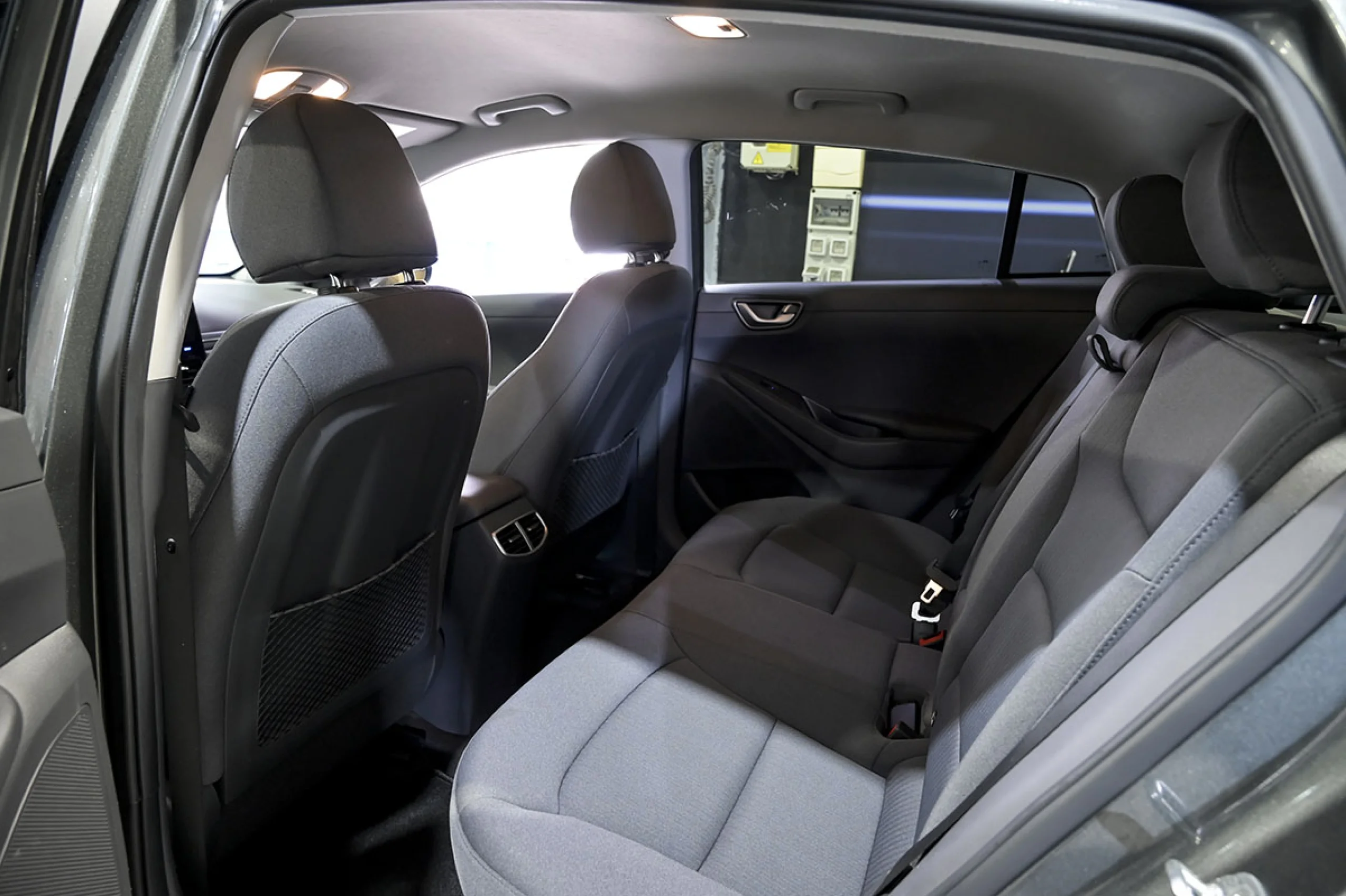 Hyundai Ioniq 1.6 GDI HEV Tecno DCT - Foto 16