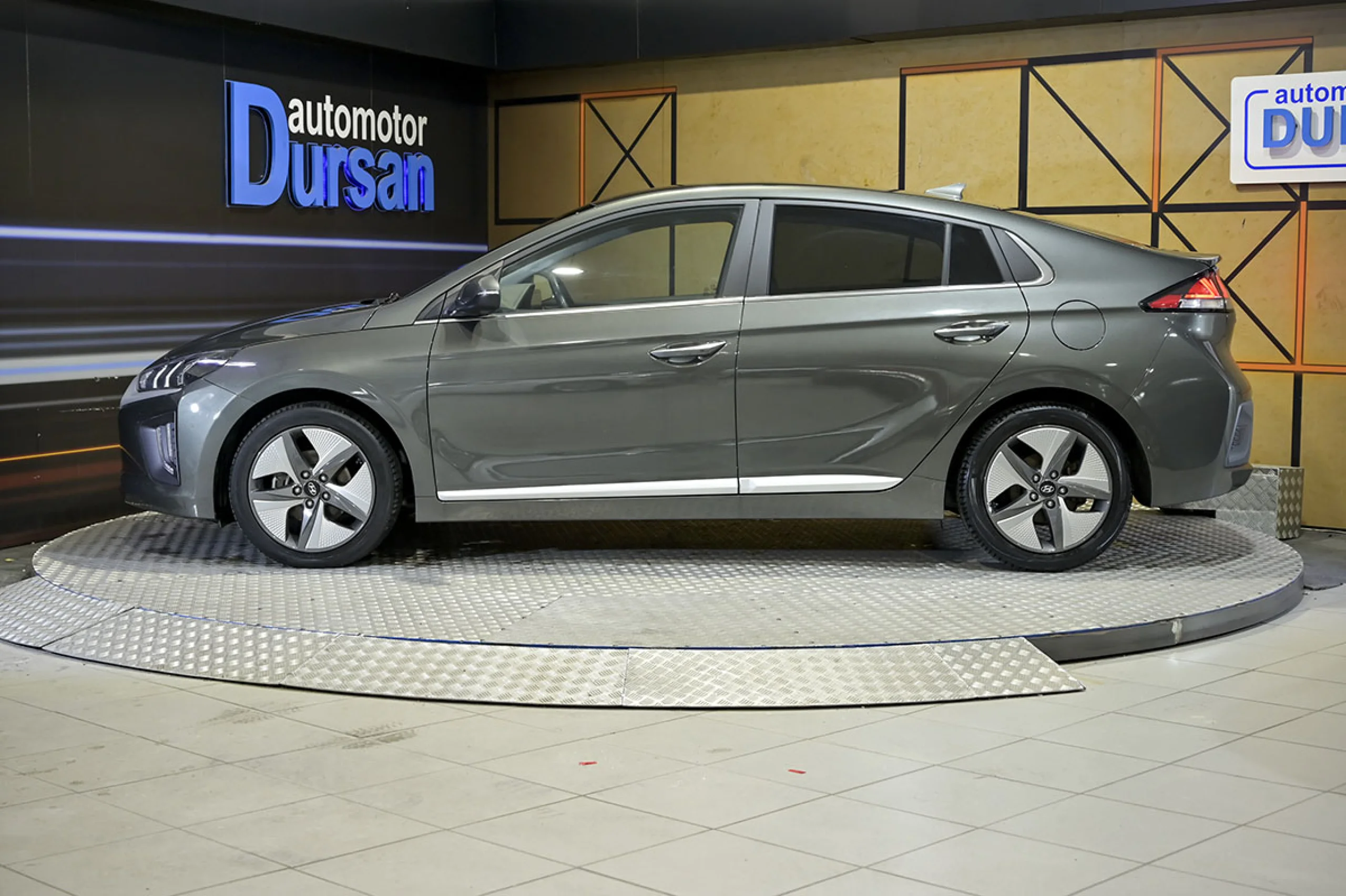 Hyundai Ioniq 1.6 GDI HEV Tecno DCT - Foto 19