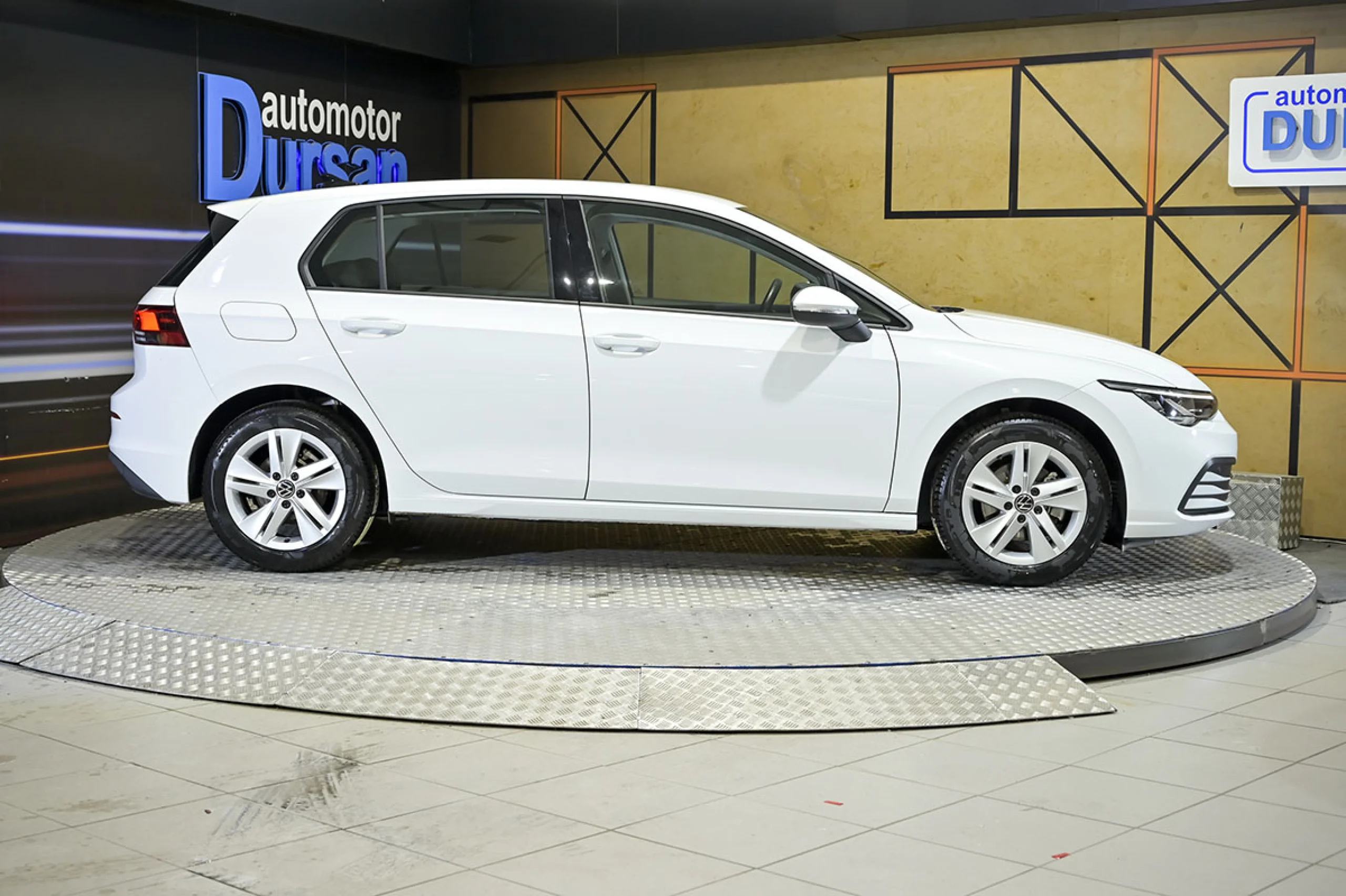 Volkswagen Golf 2.0 TDI 85kW 115CV - Foto 19