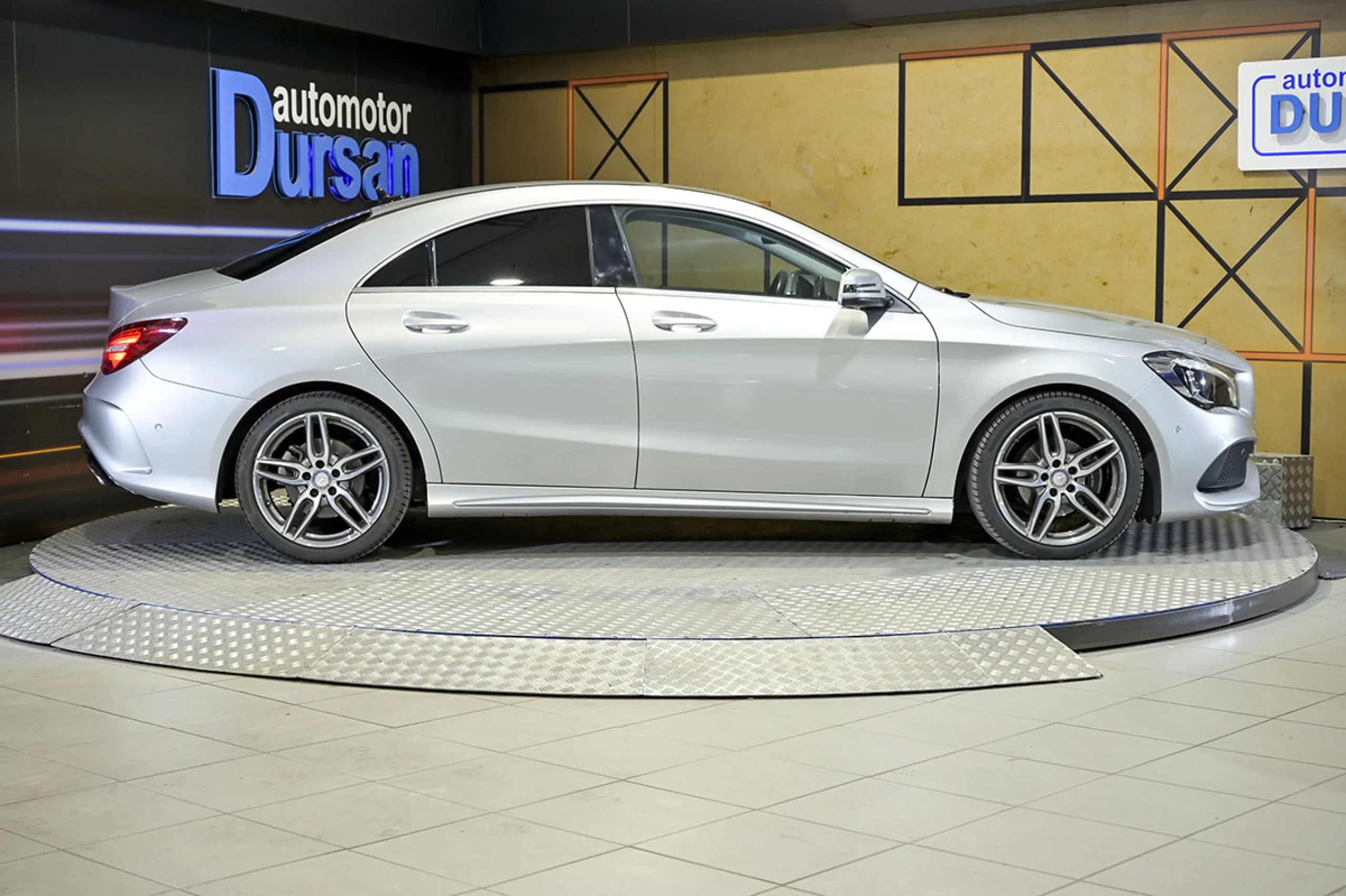 Mercedes-Benz CLA 200 Clase CLA CLA 200 d - Foto 19