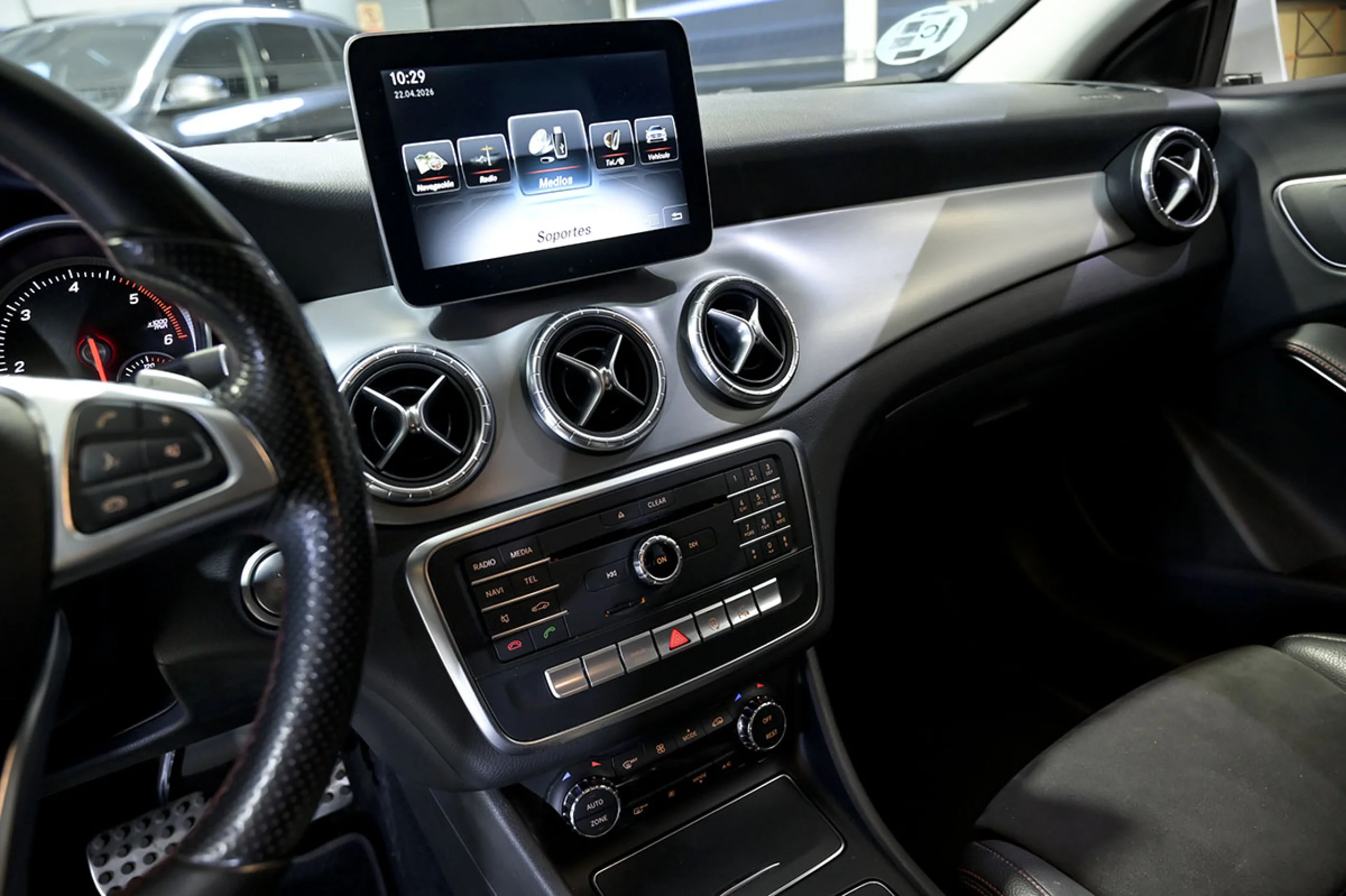 Mercedes-Benz CLA 200 Clase CLA CLA 200 d - Foto 25