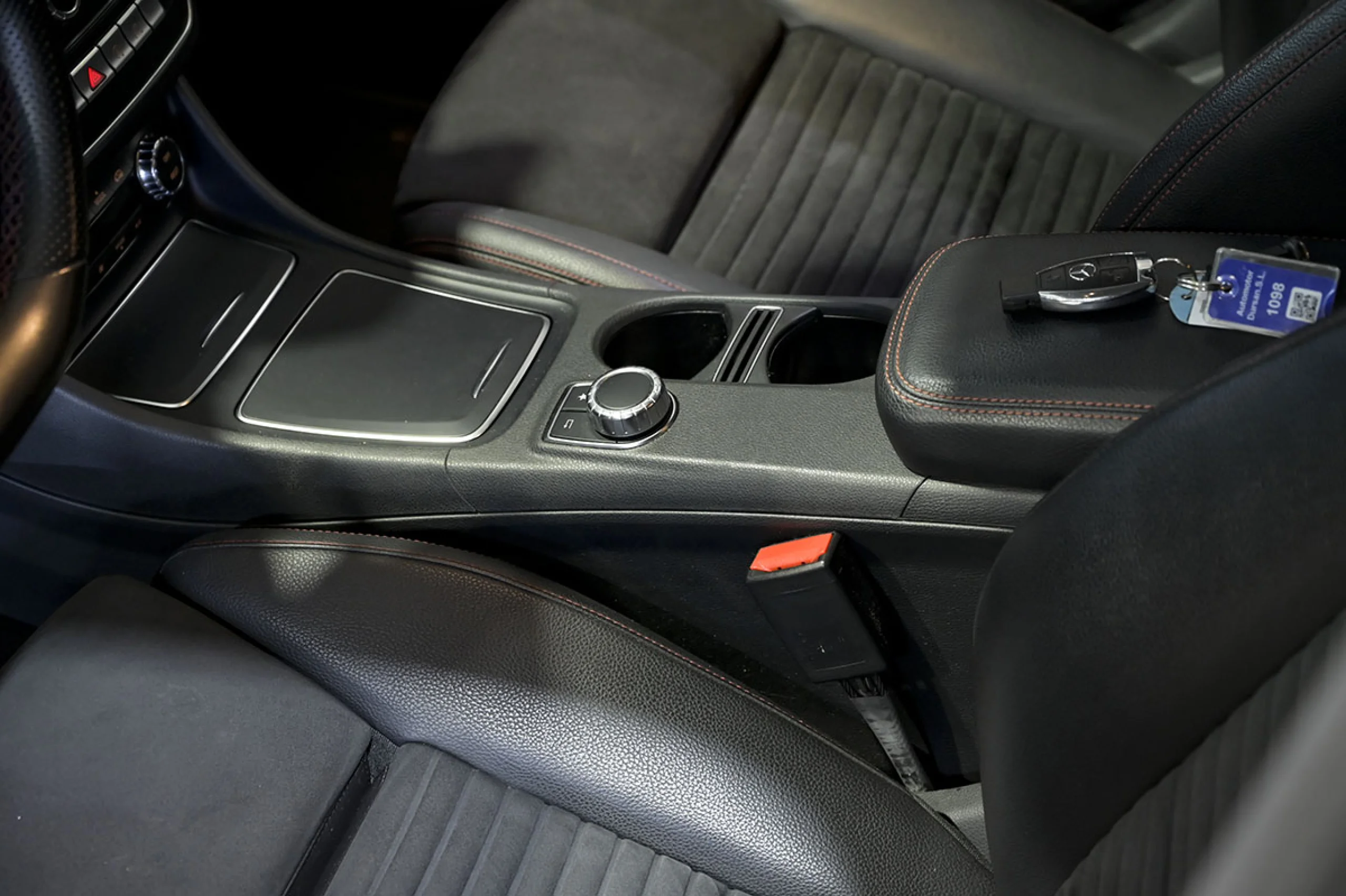 Mercedes-Benz CLA 200 Clase CLA CLA 200 d - Foto 29