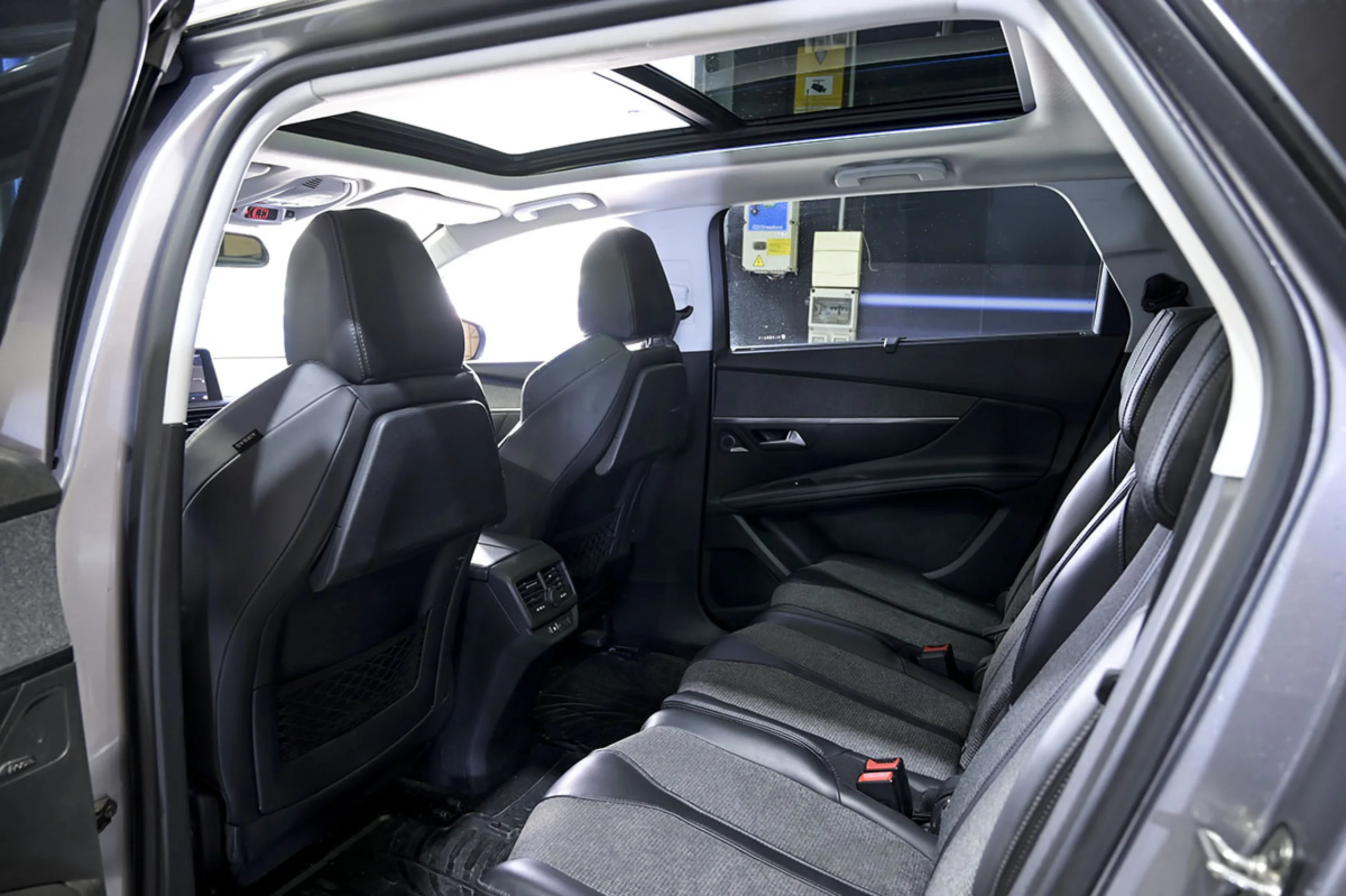 Peugeot 5008 Allure 2.0 BlueHDi 110KW 150CV - Foto 16