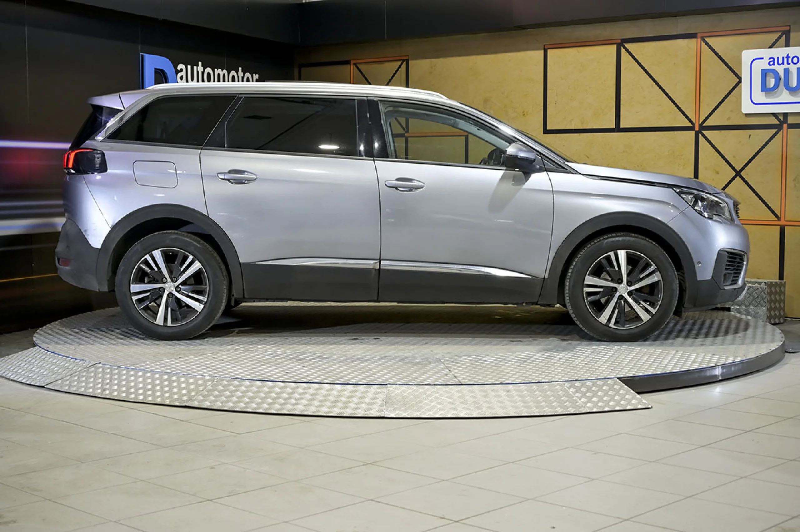 Peugeot 5008 Allure 2.0 BlueHDi 110KW 150CV - Foto 22