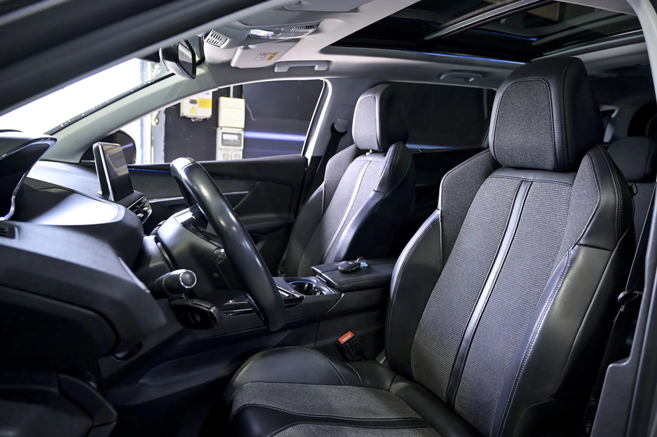 Peugeot 5008 Allure 2.0 BlueHDi 110KW 150CV - Foto 25