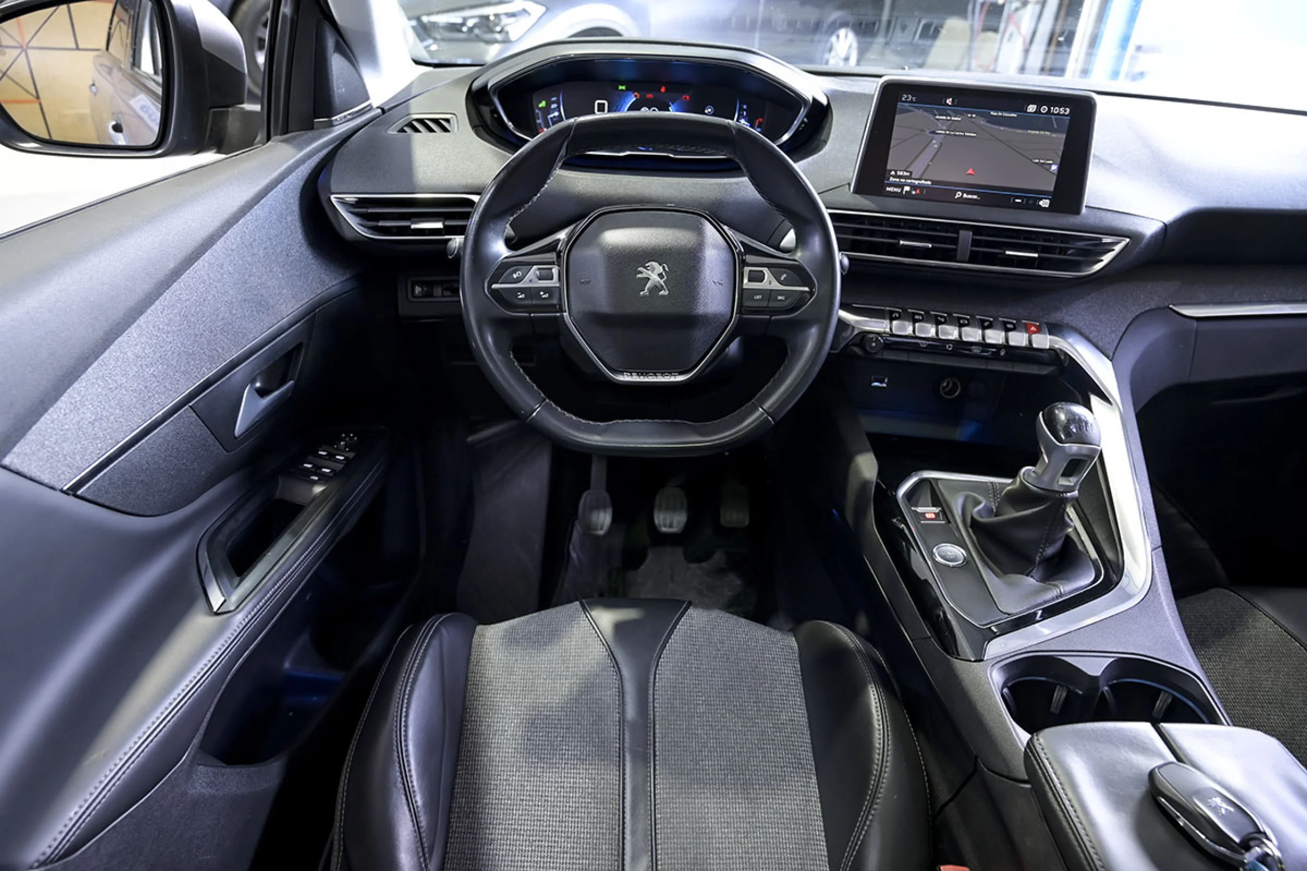 Peugeot 5008 Allure 2.0 BlueHDi 110KW 150CV - Foto 33