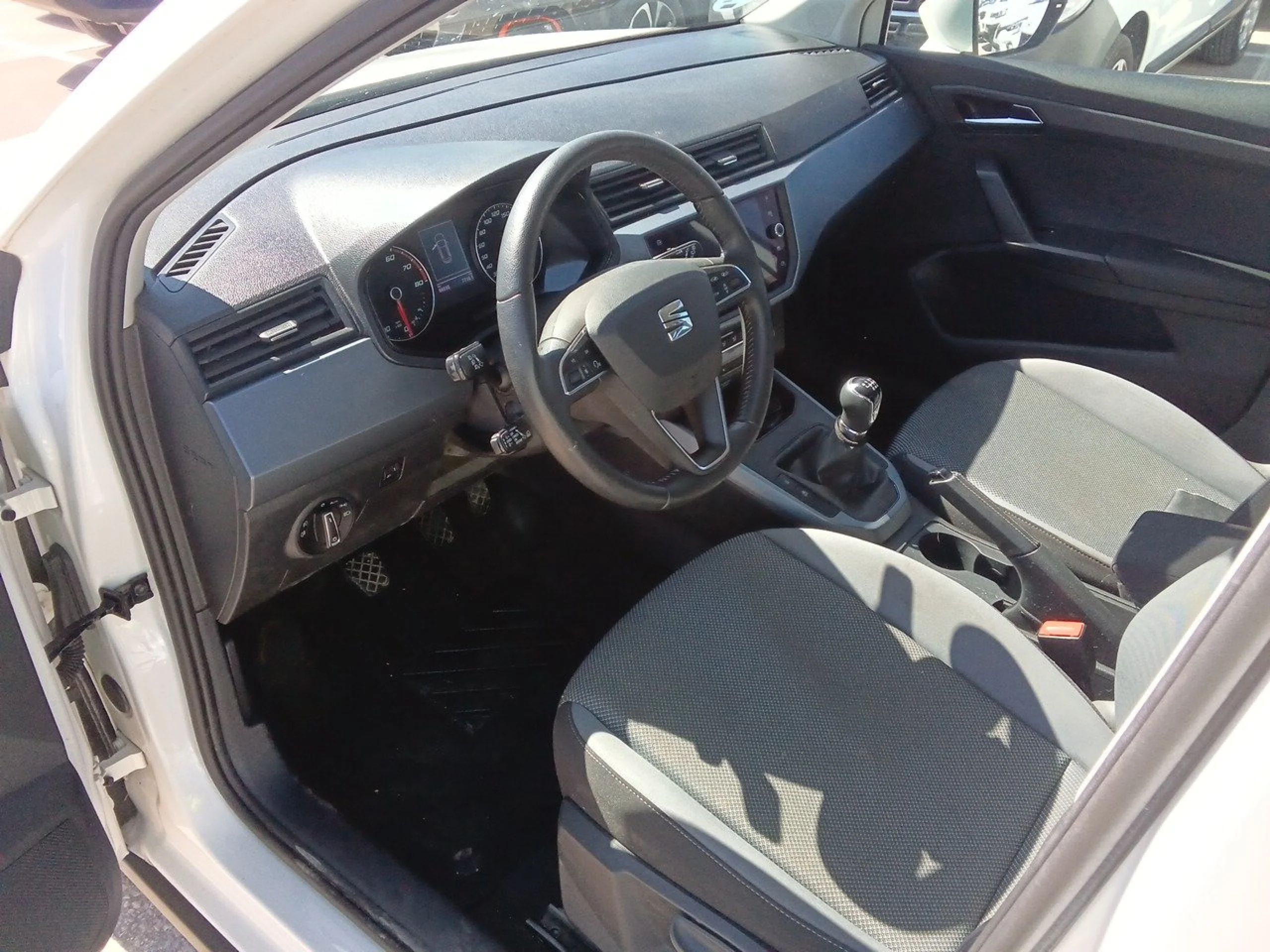 Seat Arona 1.0 TSI 81kW (110CV) Style Go2 - Foto 7