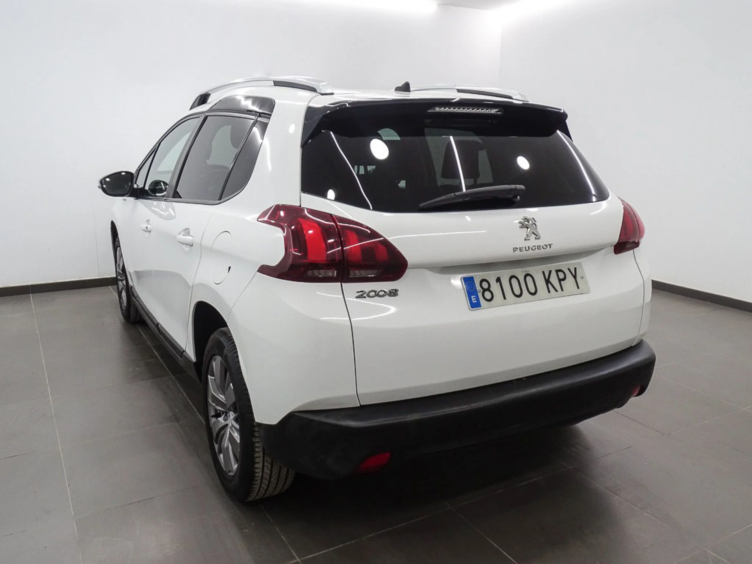 Peugeot 2008 Style 1.2L PureTech 60KW 82CV SS - Foto 4