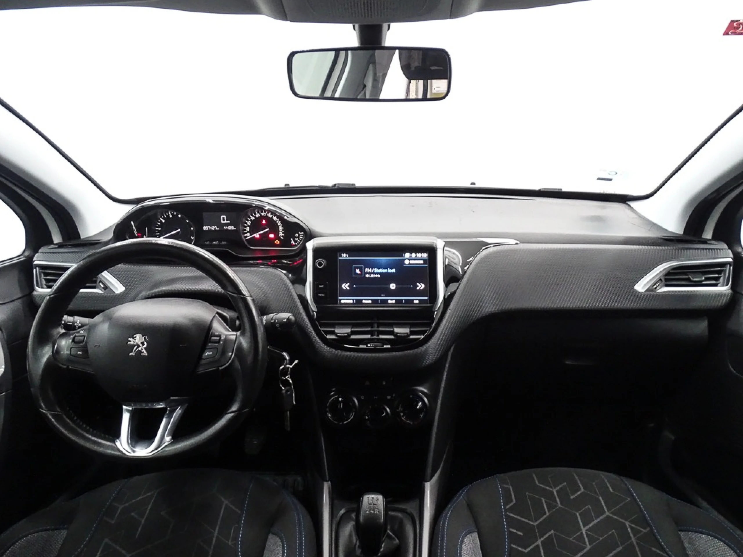 Peugeot 2008 Style 1.2L PureTech 60KW 82CV SS - Foto 8