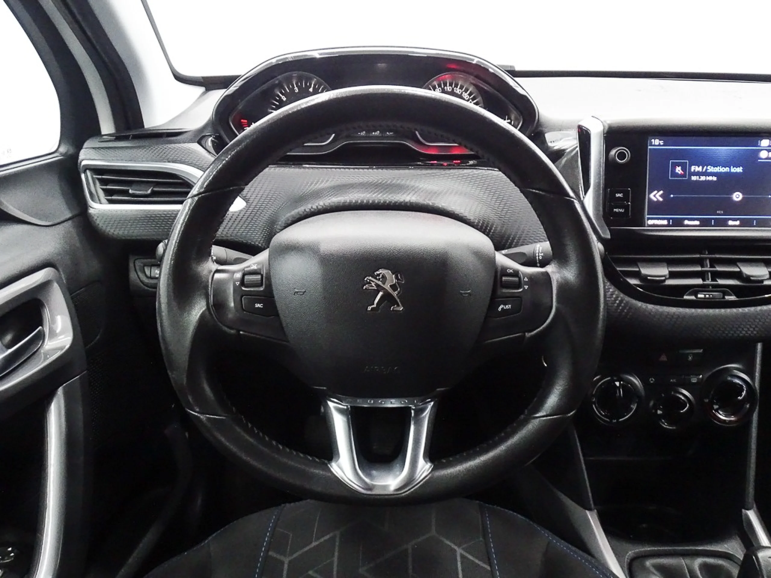 Peugeot 2008 Style 1.2L PureTech 60KW 82CV SS - Foto 19