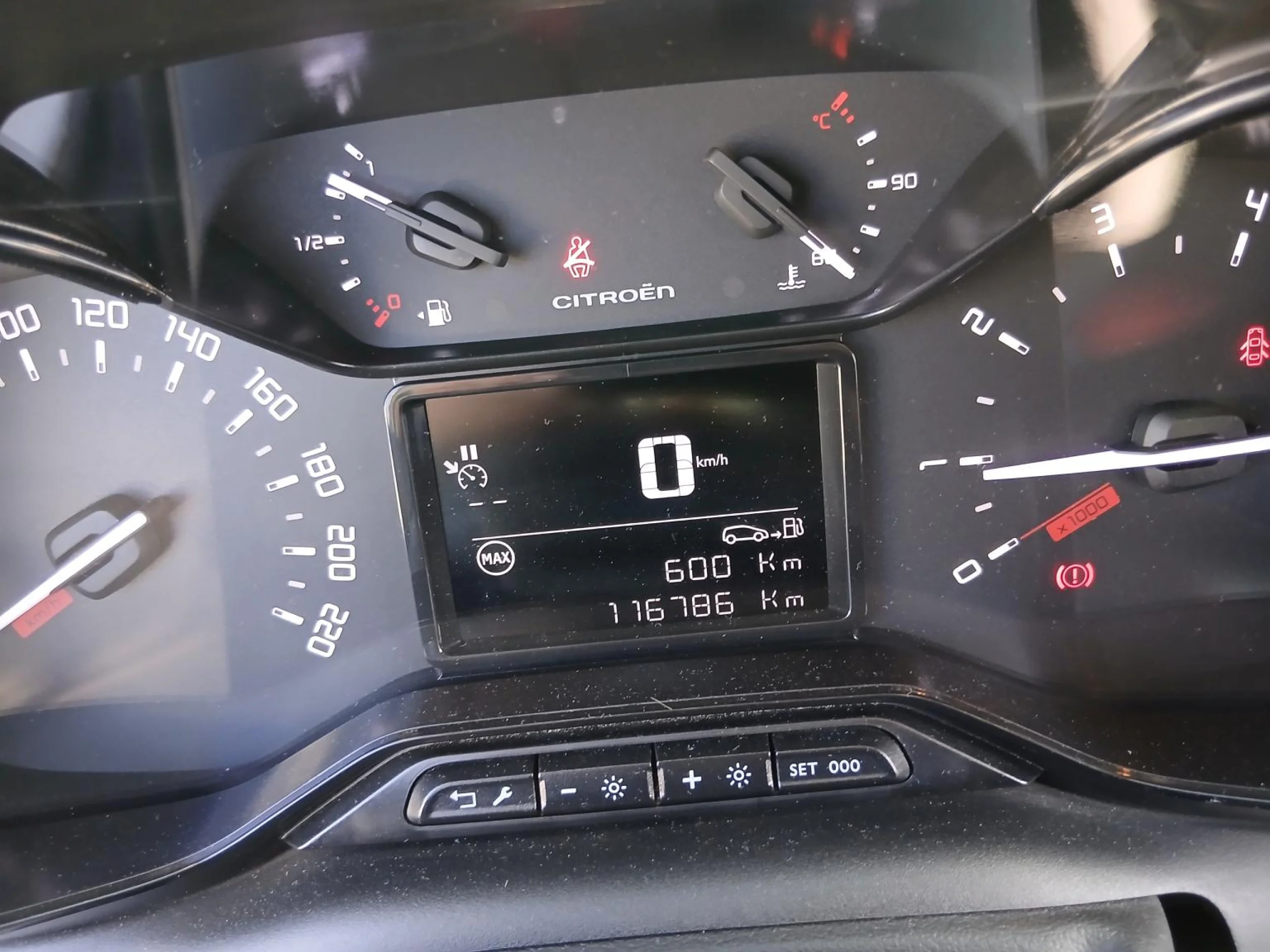 Citroen C3 Aircross BlueHDi 81kW (110CV) S&amp;S Feel Pack - Foto 6