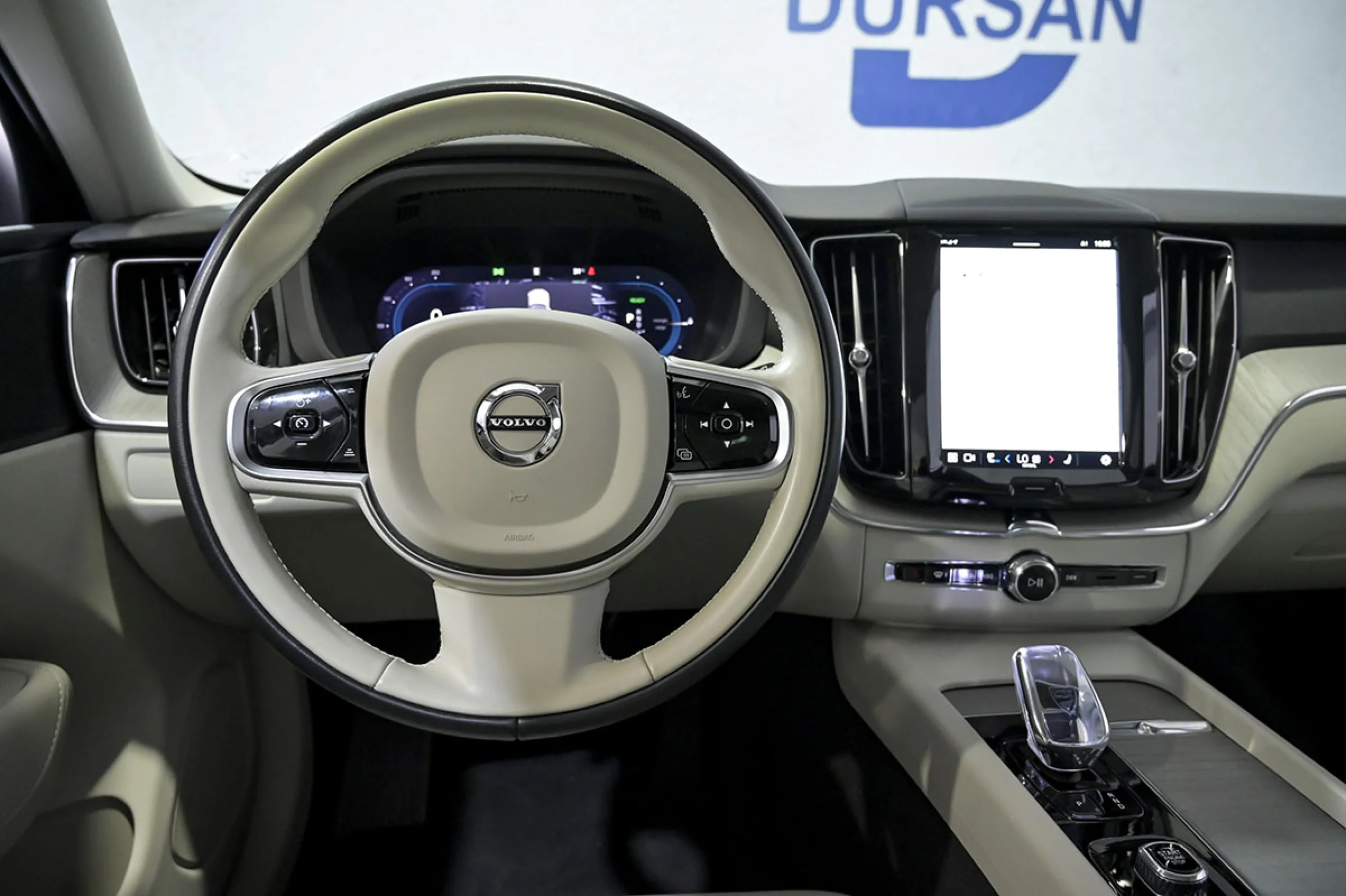 Volvo XC 60 XC60 2.0 T6 AWD Recharge Plus Dark Auto - Foto 28