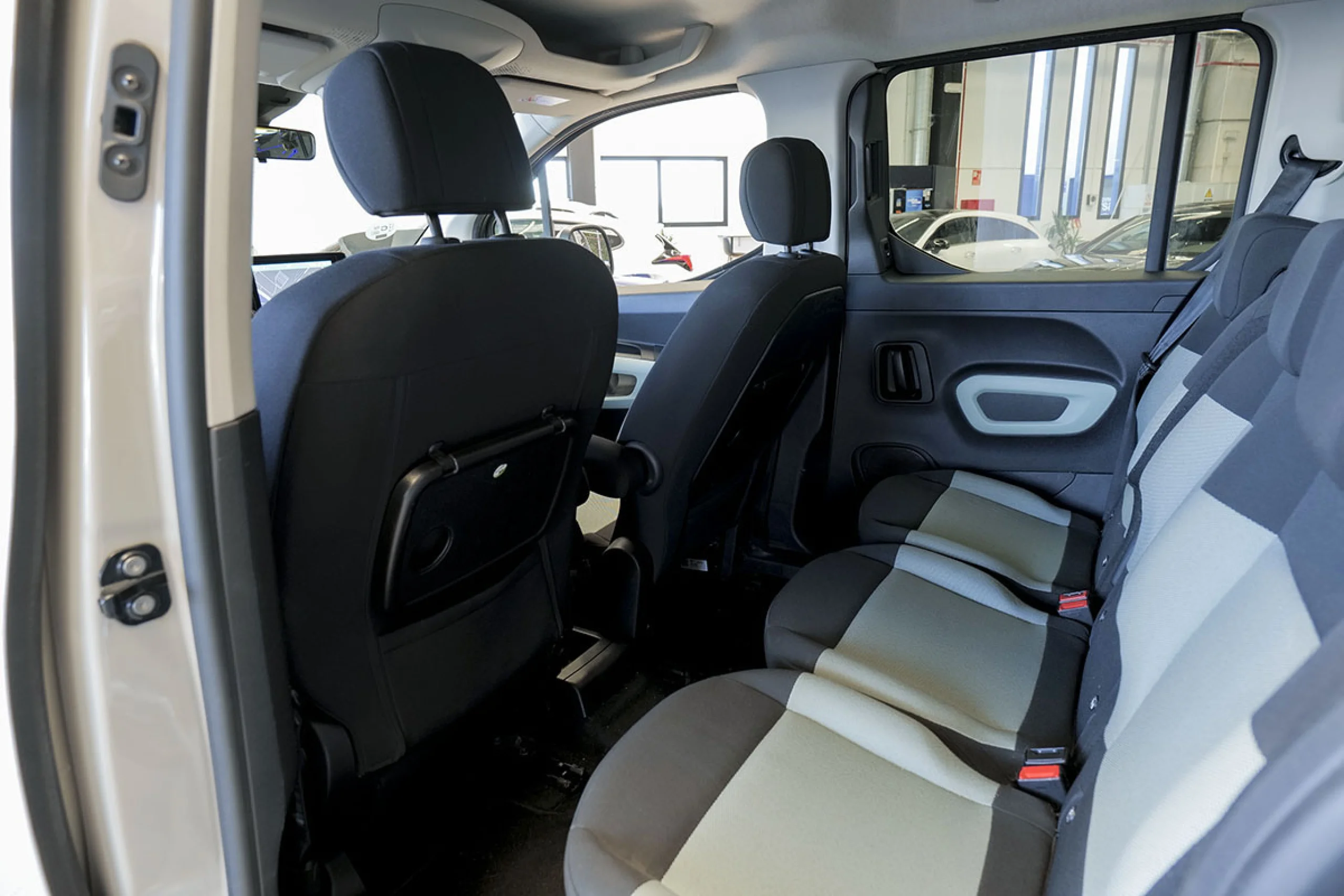 Citroen Berlingo Talla M BlueHDi 130 SS 6v SHINE - Foto 15