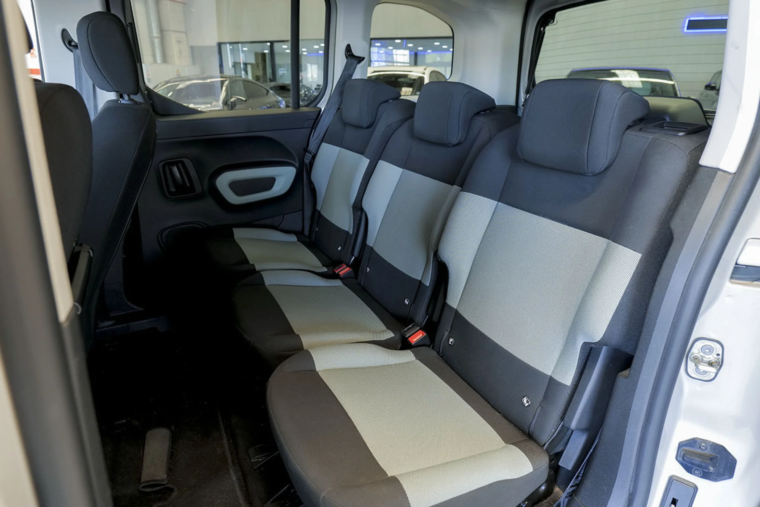 Citroen Berlingo Talla M BlueHDi 130 SS 6v SHINE - Foto 16