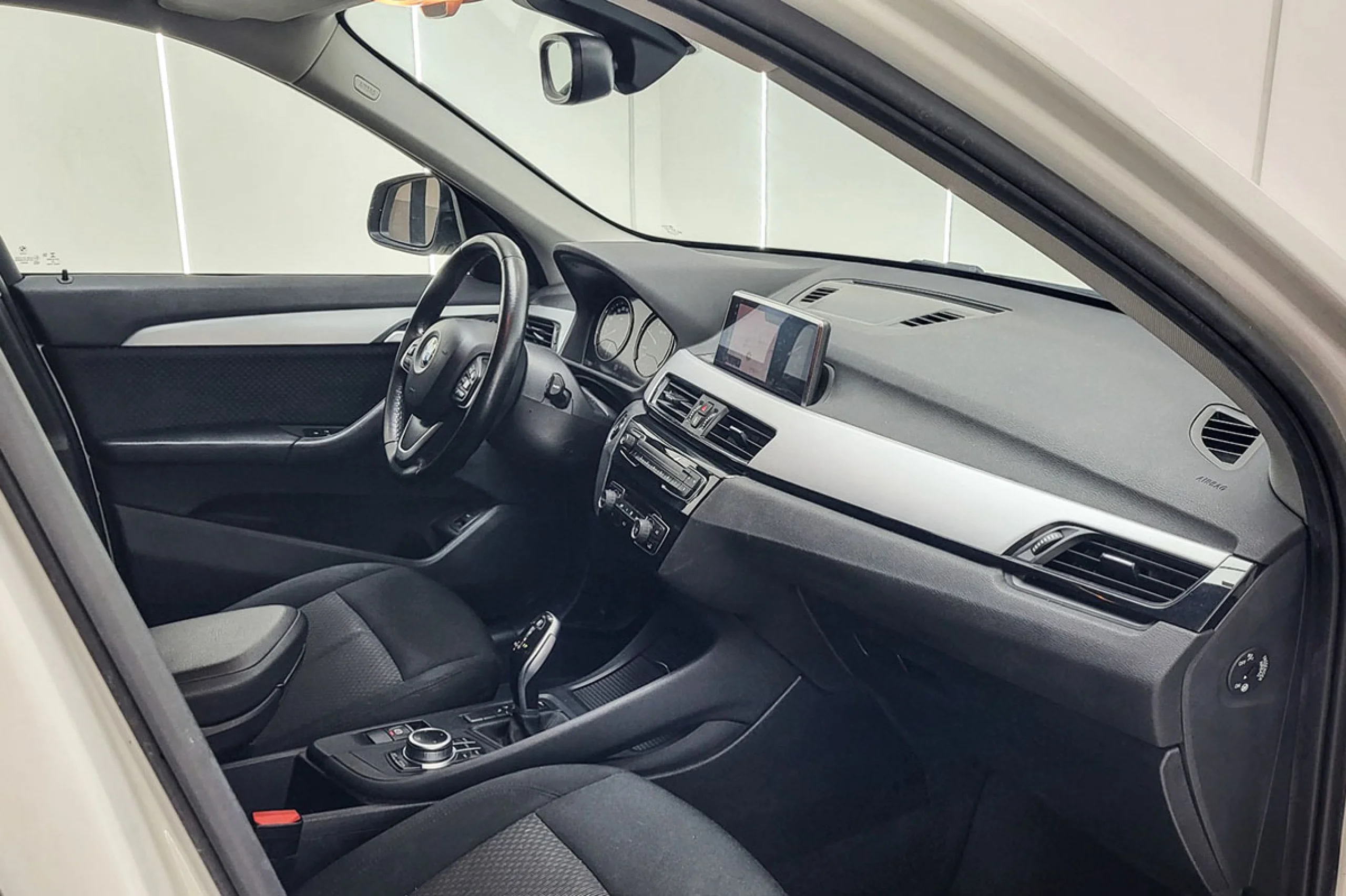 BMW X1 sDrive16d - Foto 18