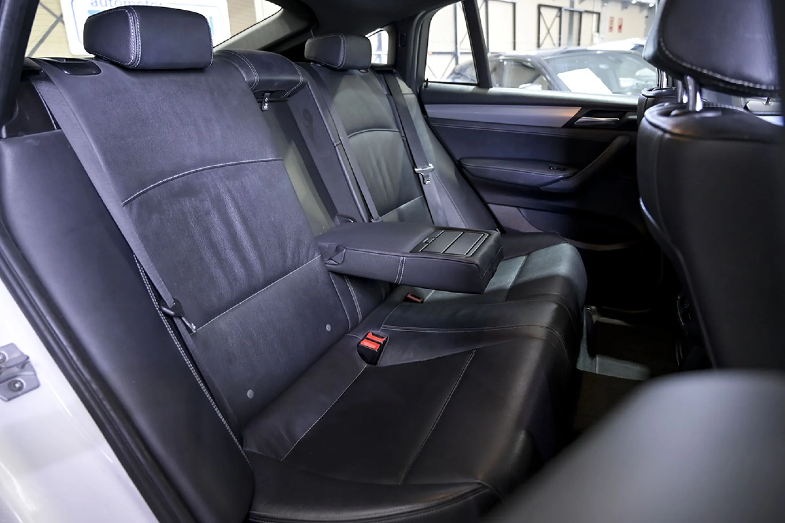 BMW X4 xDrive20d - Foto 18