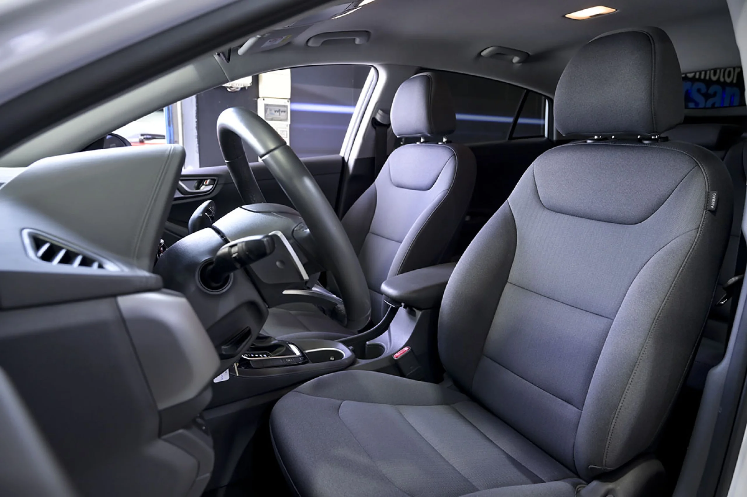 Hyundai Ioniq 1.6 GDI HEV Klass DCT - Foto 23